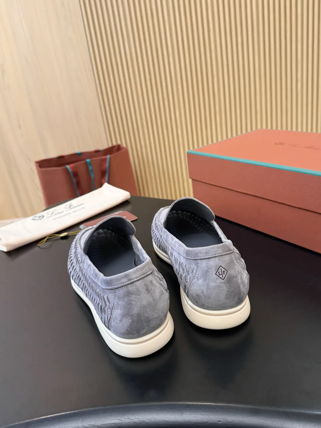 Women's Loafers And Moccasins LORO PIANA 18233086