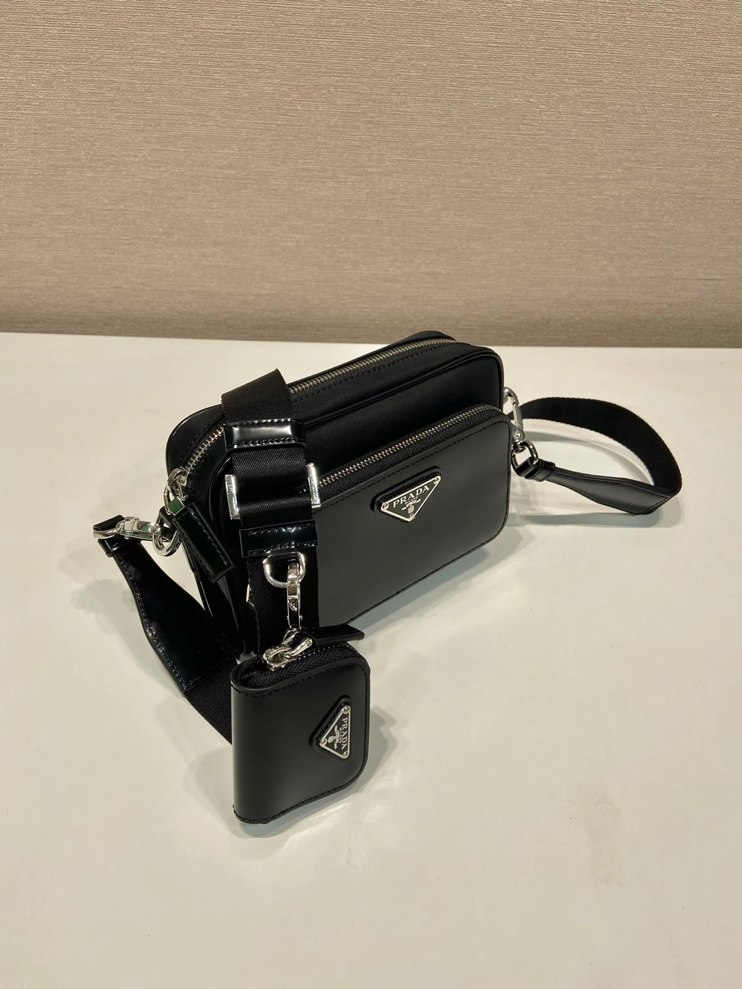 Сумки На Ремне Женские Prada 18585458