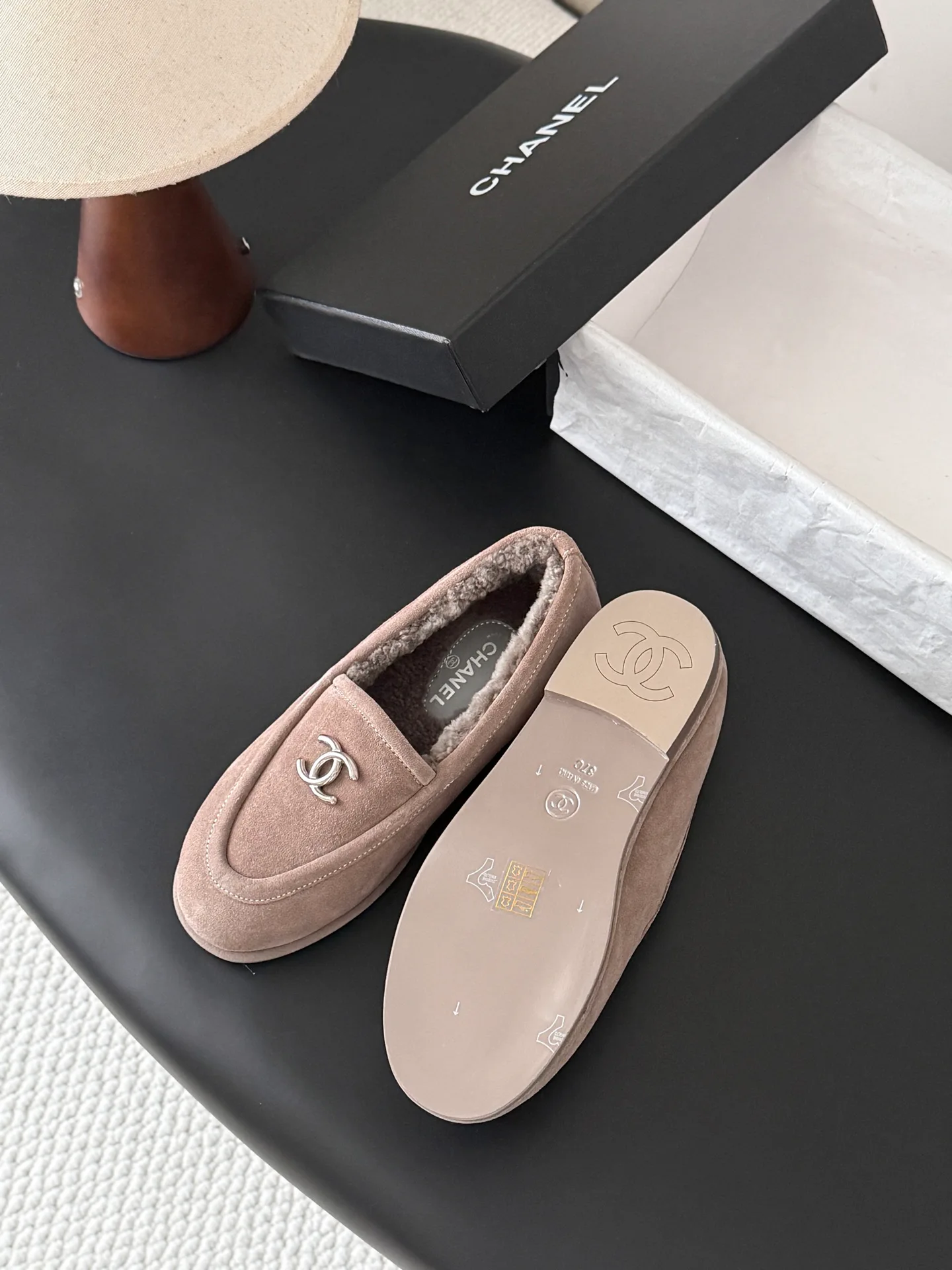 Women's Loafers And Moccasins CHANEL 18036241