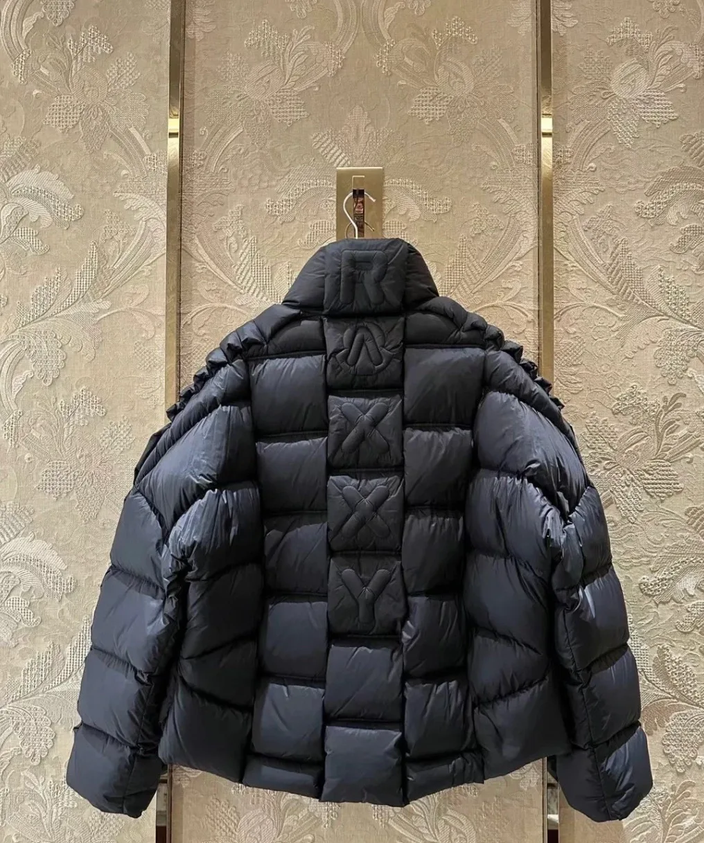 Women's Jackets And Down Jackets MONCLER 18130166
