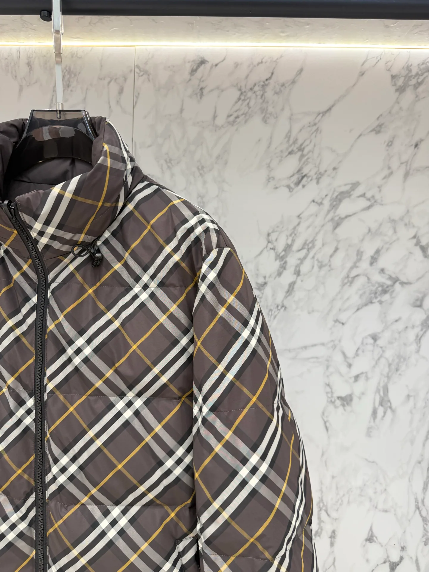 Men's Jackets And Down Jackets BURBERRY 17828642