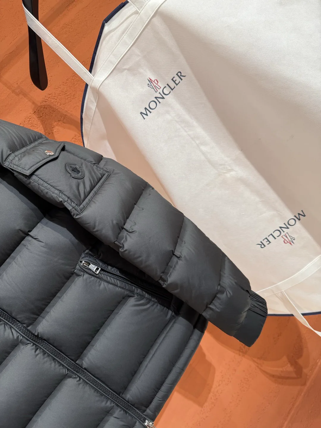 Men's Jackets And Down Jackets MONCLER 18335673