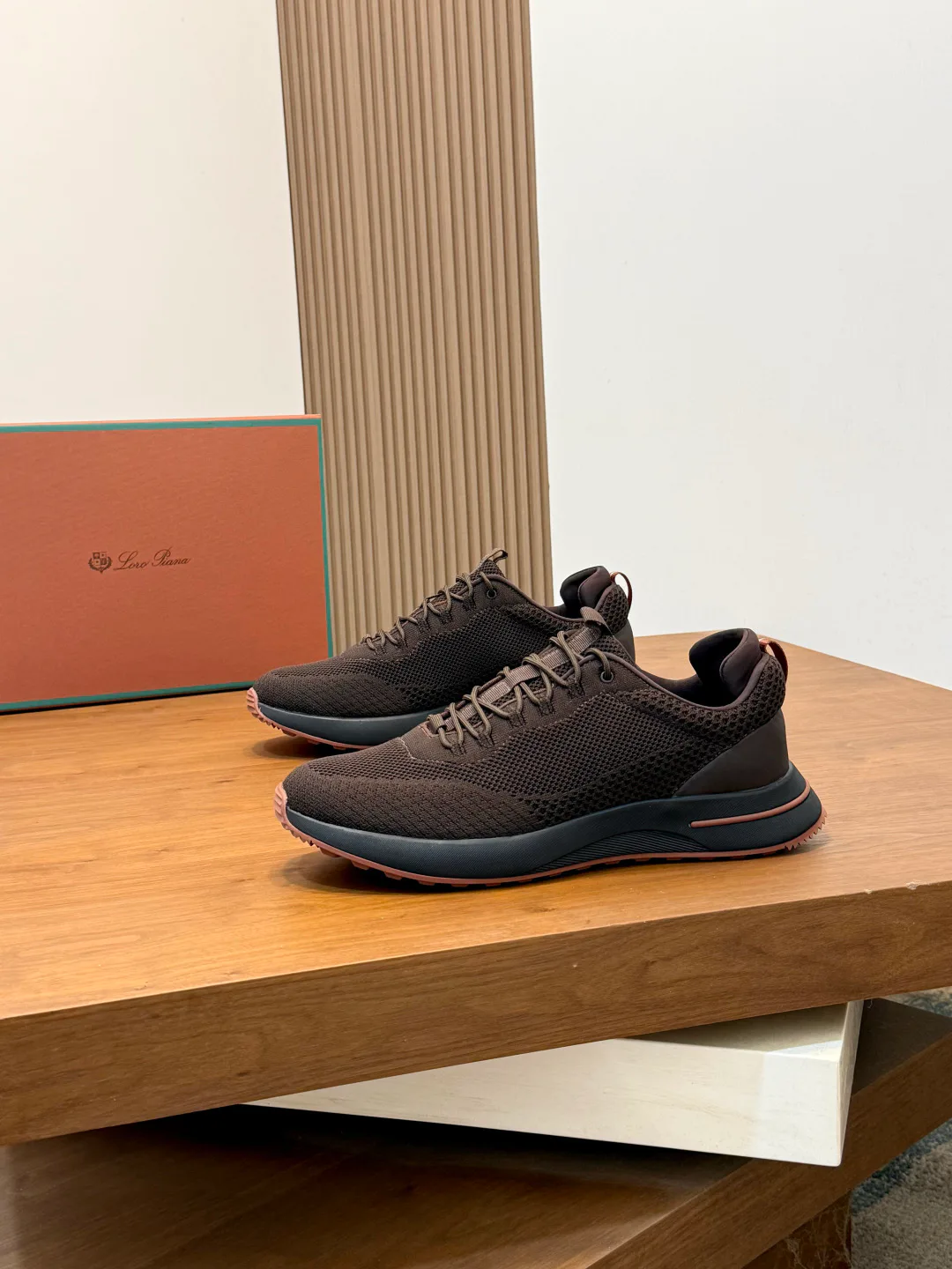 Men's Sneakers LORO PIANA 17830562