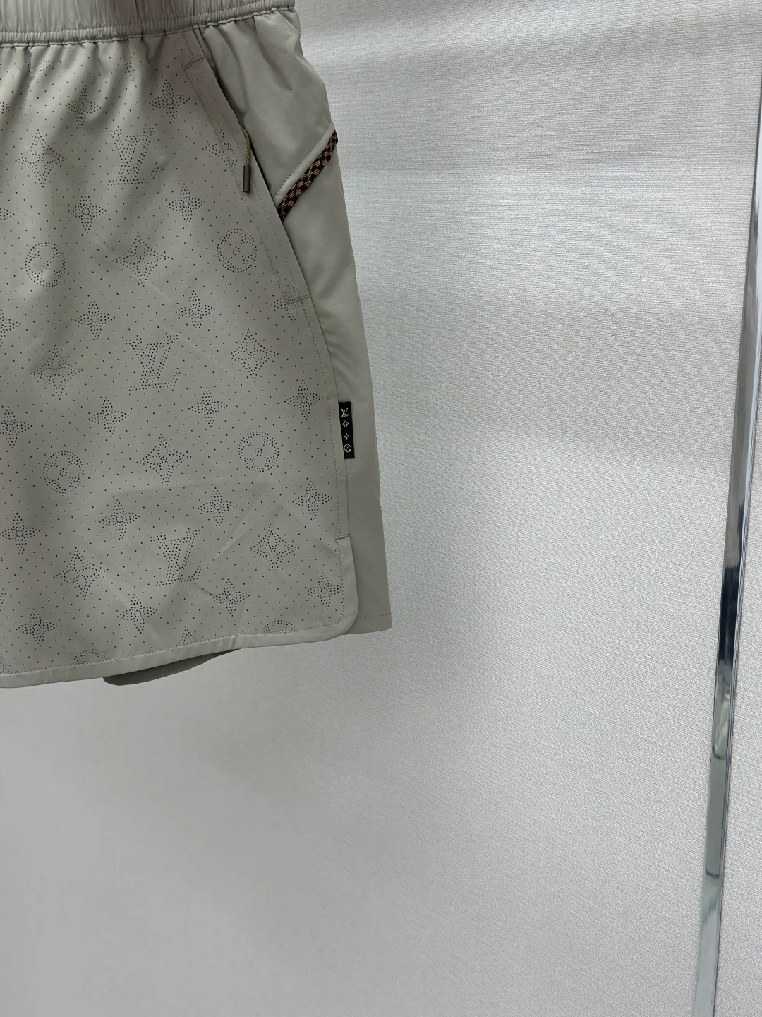 Men's Shorts LOUIS VUITTON 17361733