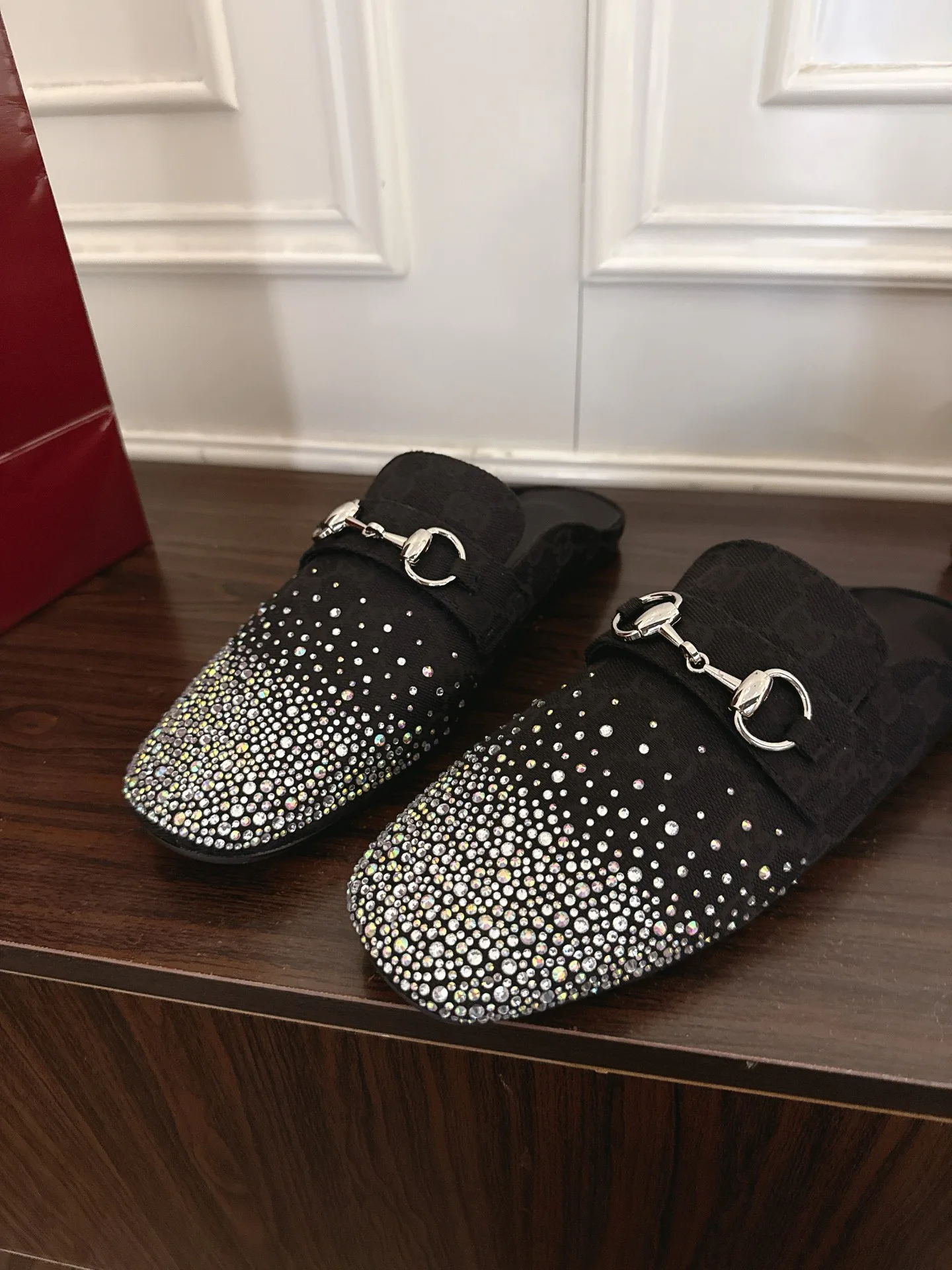 Women's Mules And Clogs GUCCI 16910456