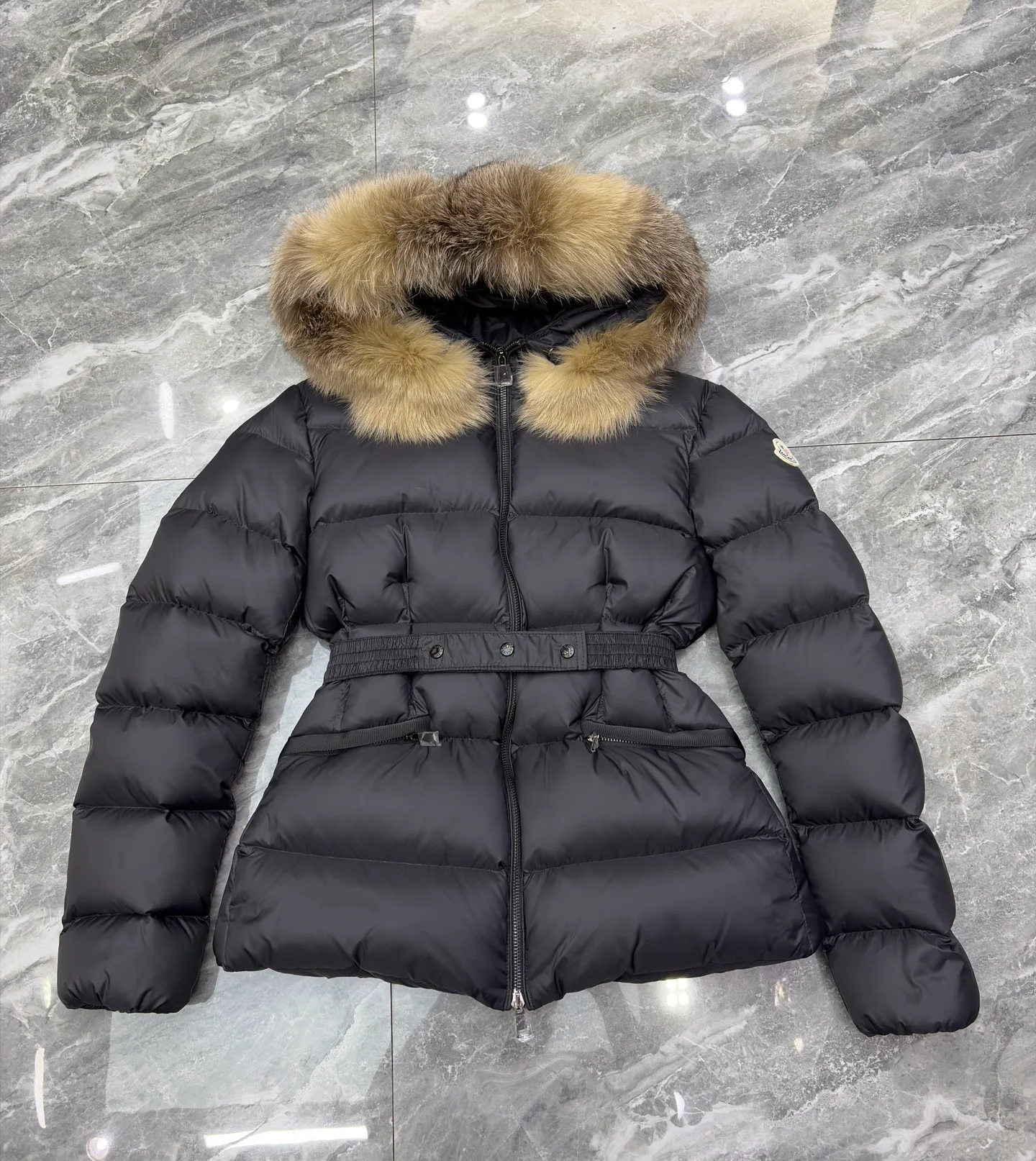 Women's Jackets And Down Jackets MONCLER 17801593