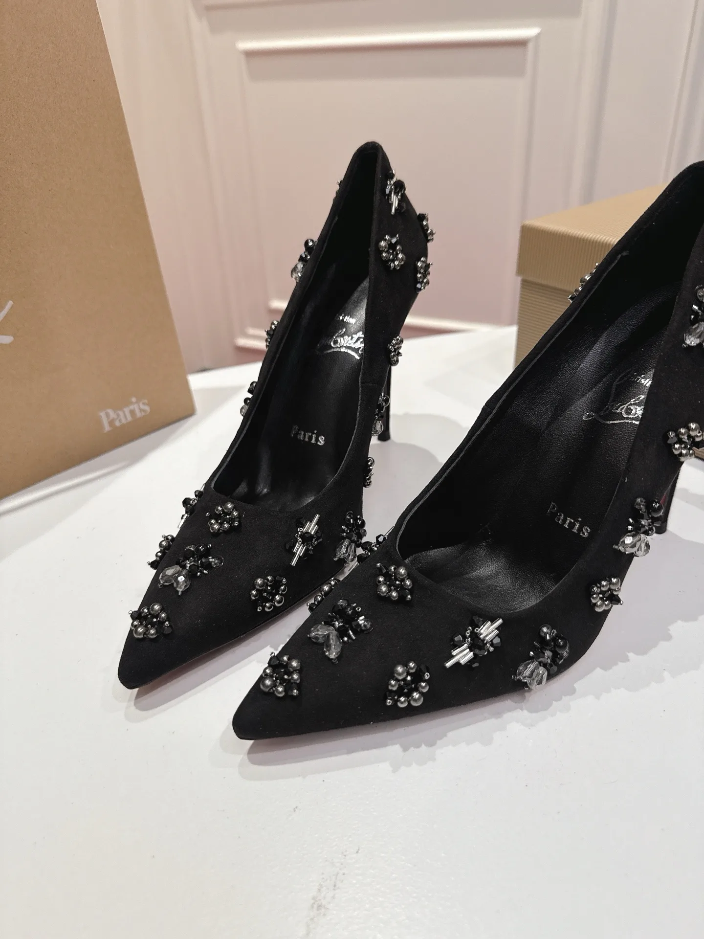 Women's Heels CHRISTIAN LOUBOUTIN 17057834