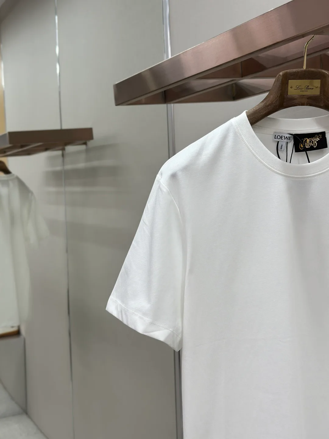 Women's T-Shirts LOEWE 18191140