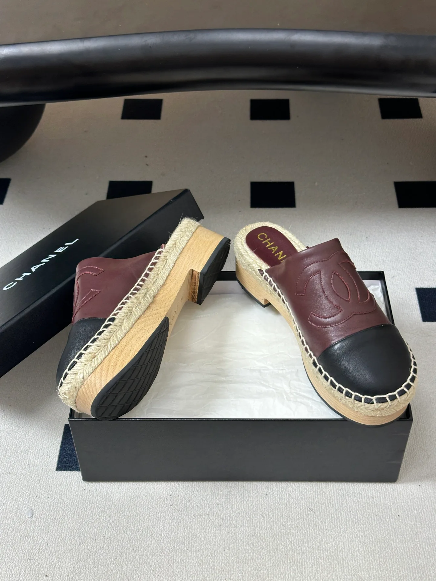 Women's Mules And Clogs CHANEL 18262071