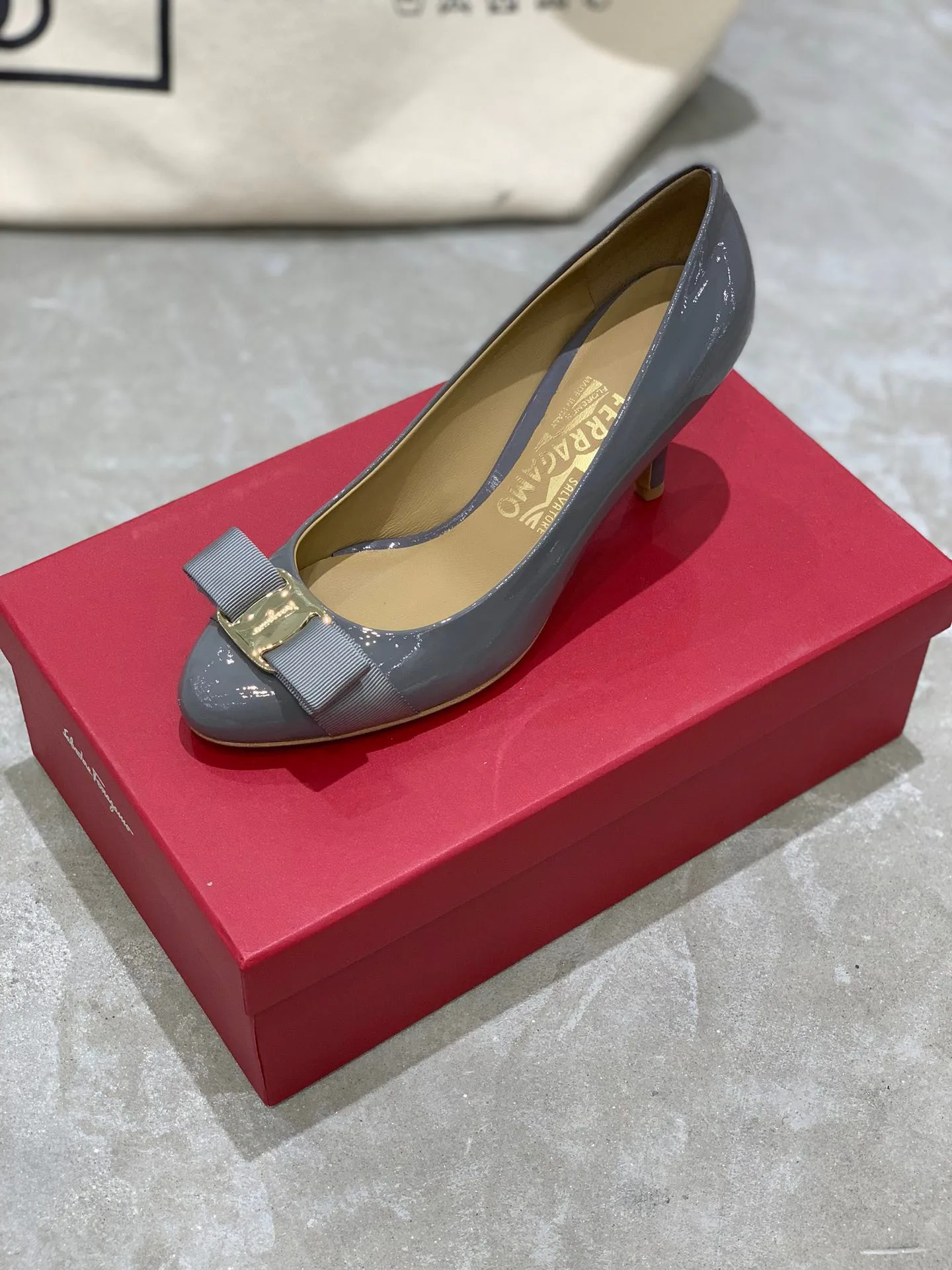 Women's Heels SALVATORE FERRAGAMO 18340720