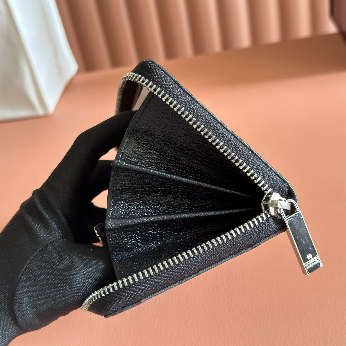 Women's Clutches GUCCI 17947880