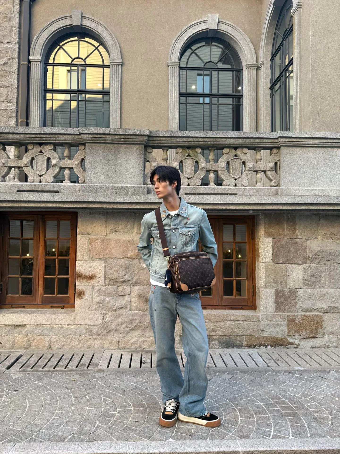 Men's Jackets And Down Jackets LOUIS VUITTON 18289576