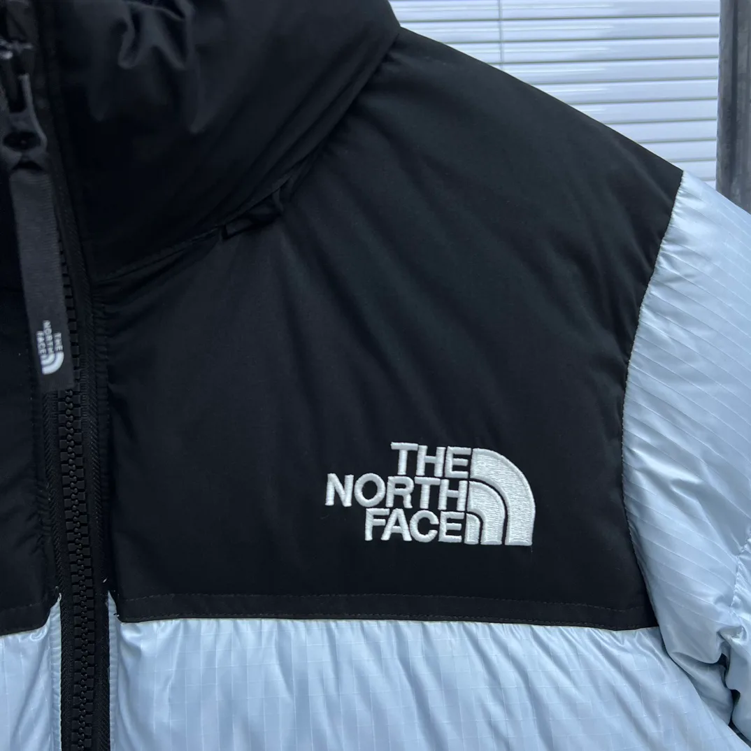 Куртки И Пуховики Мужские The North Face 18684516