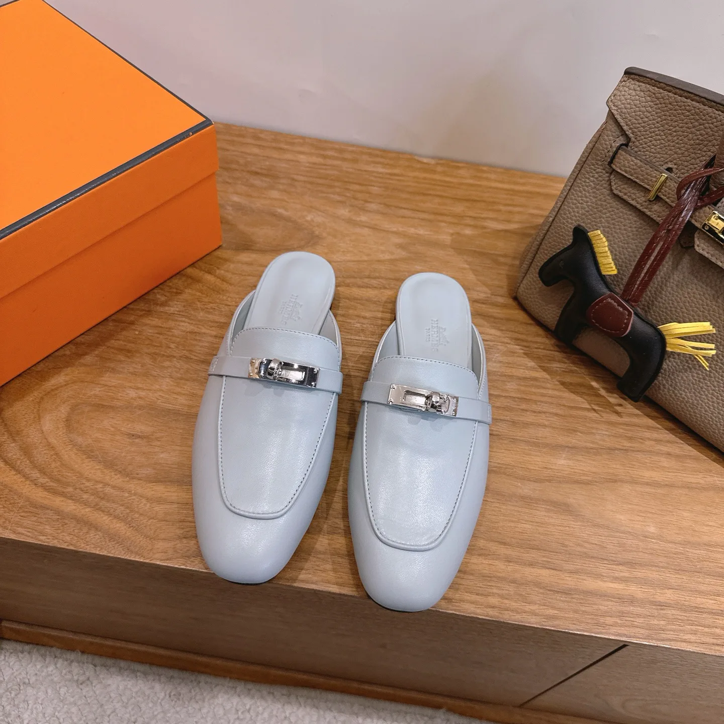 Women's Mules And Clogs HERMES 19559080