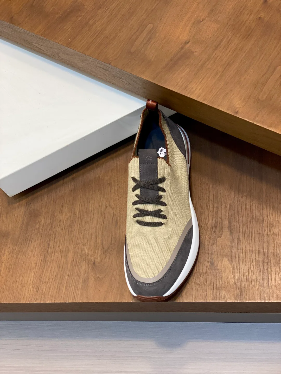 Men's Sneakers LORO PIANA 18100253