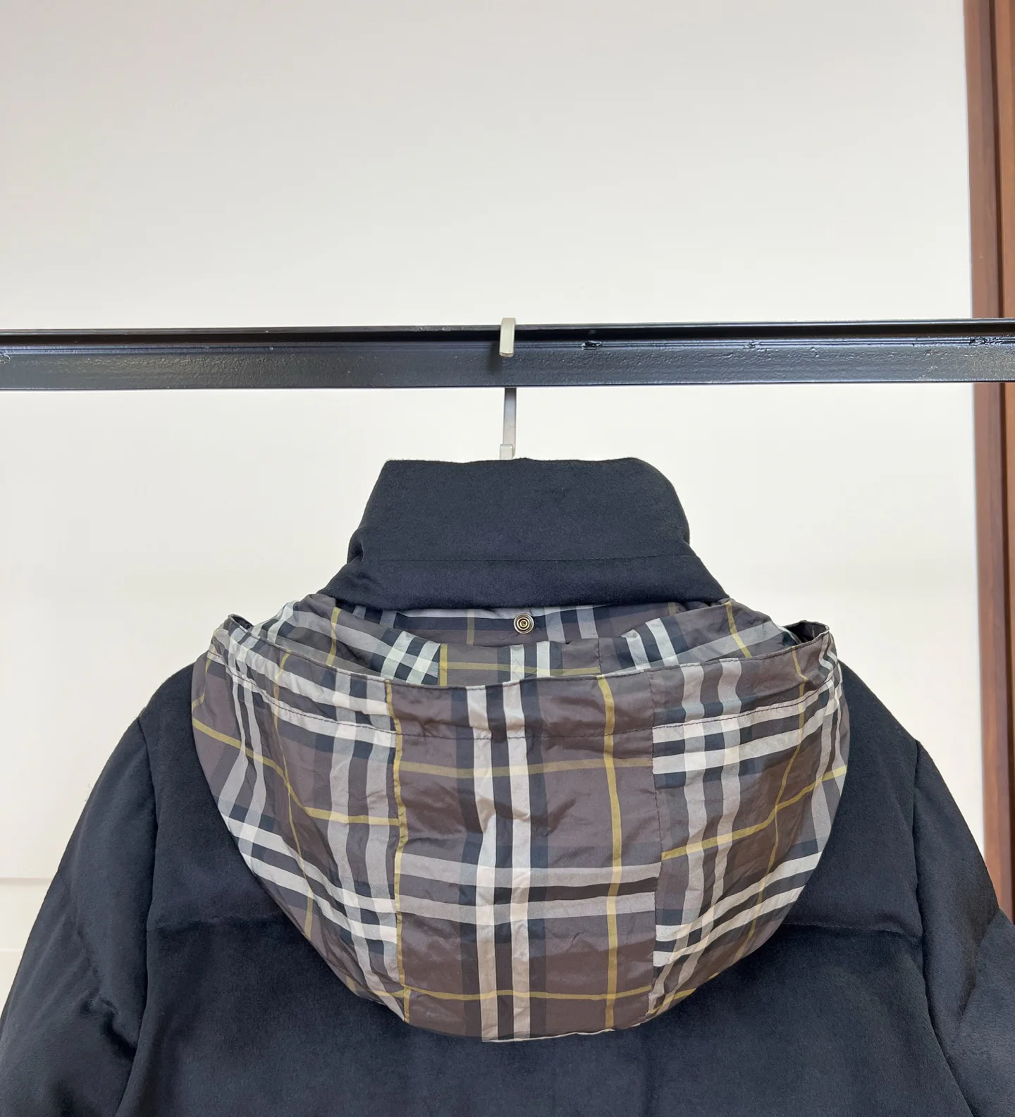 Women's Jackets And Down Jackets BURBERRY 18183462