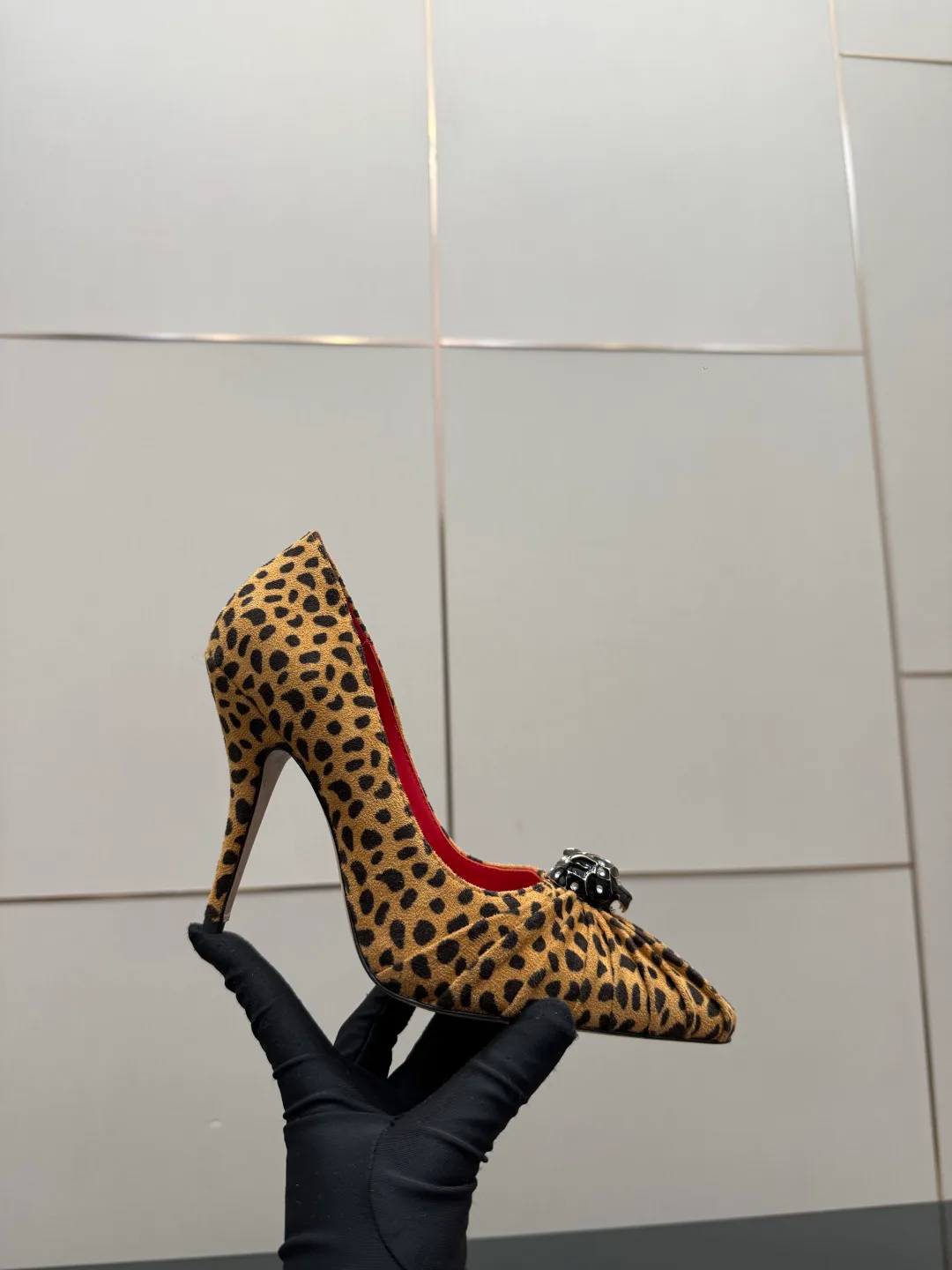 Women's Heels VALENTINO 17467435