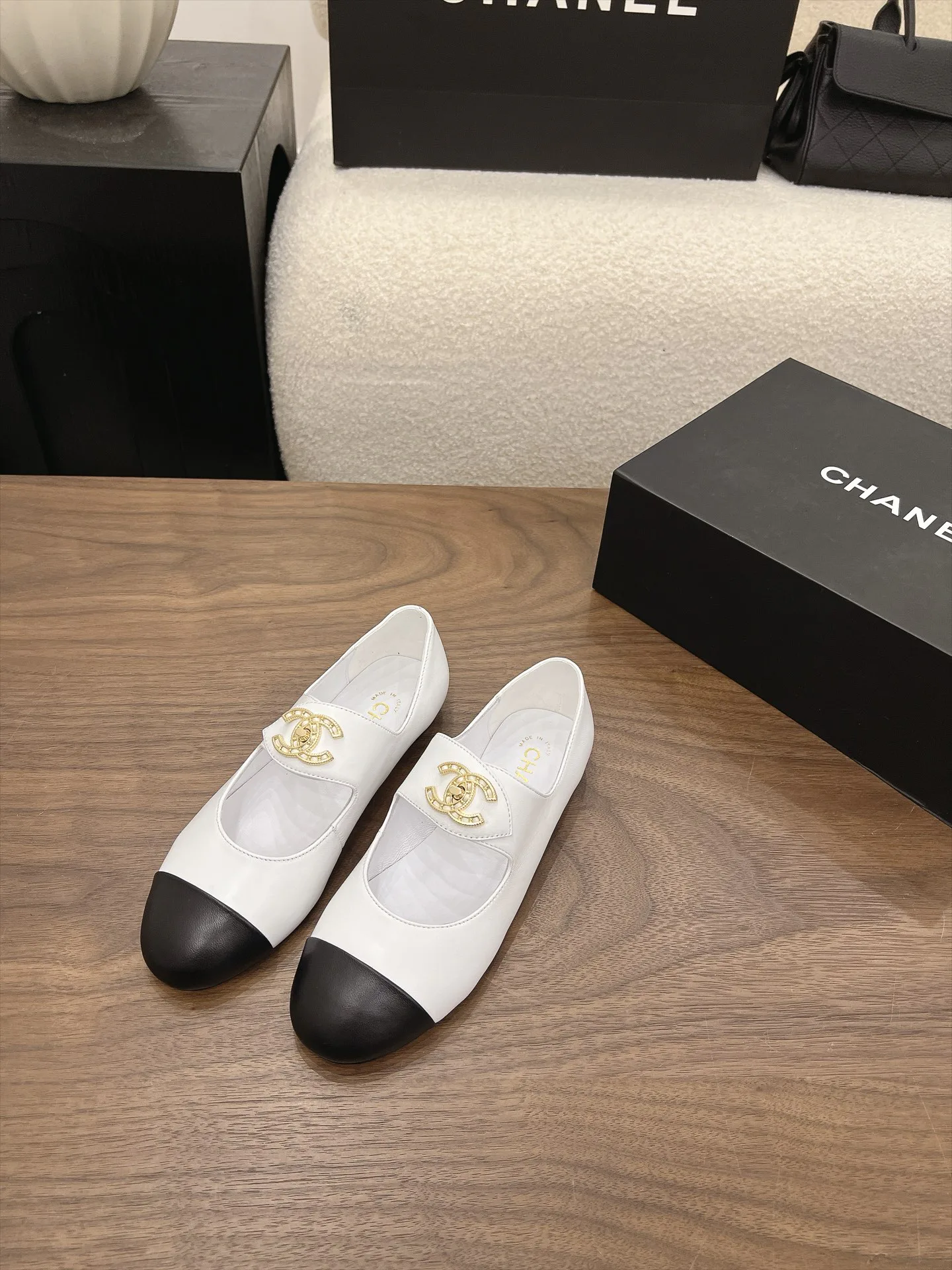 Women's Heels CHANEL 17981659