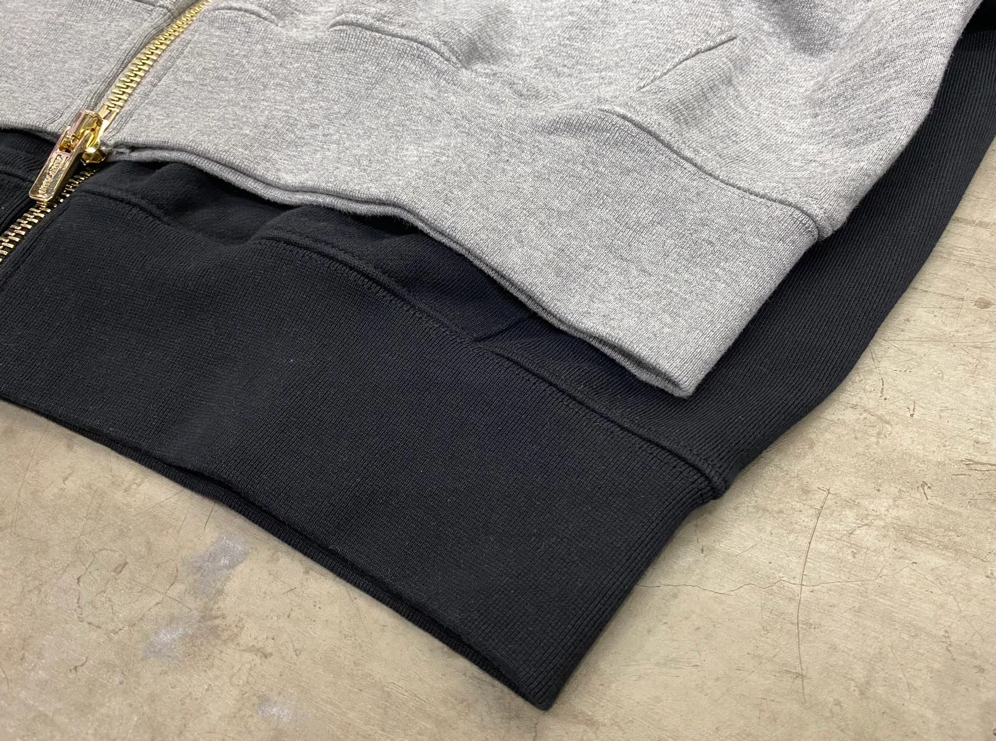 Men's Sweatshirts And Hoodies MIU MIU 18411458