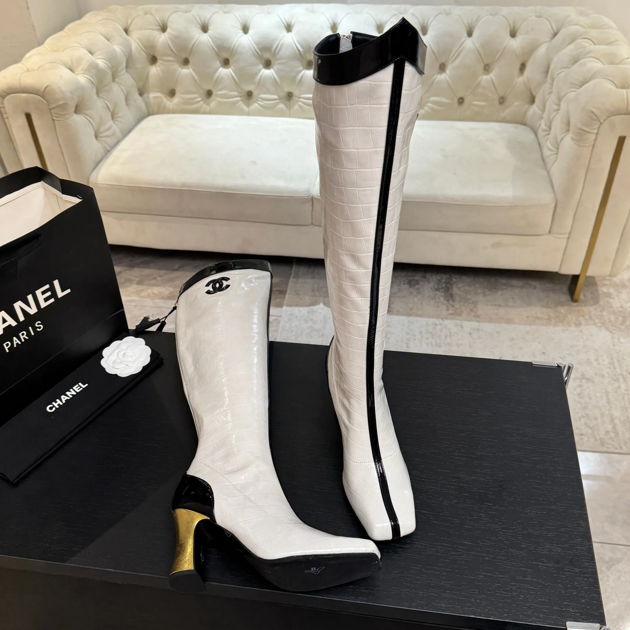 Women's Boots CHANEL 17900009