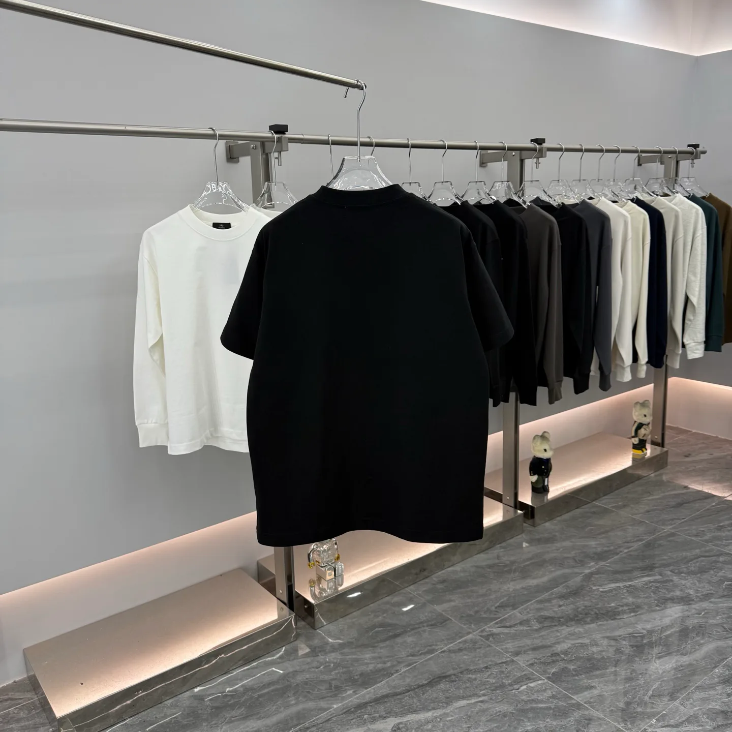 Men's T-Shirts BALENCIAGA 18408261