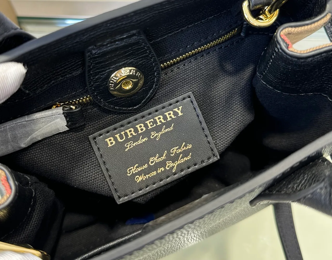 Women's Classic Handbags BURBERRY 17483296