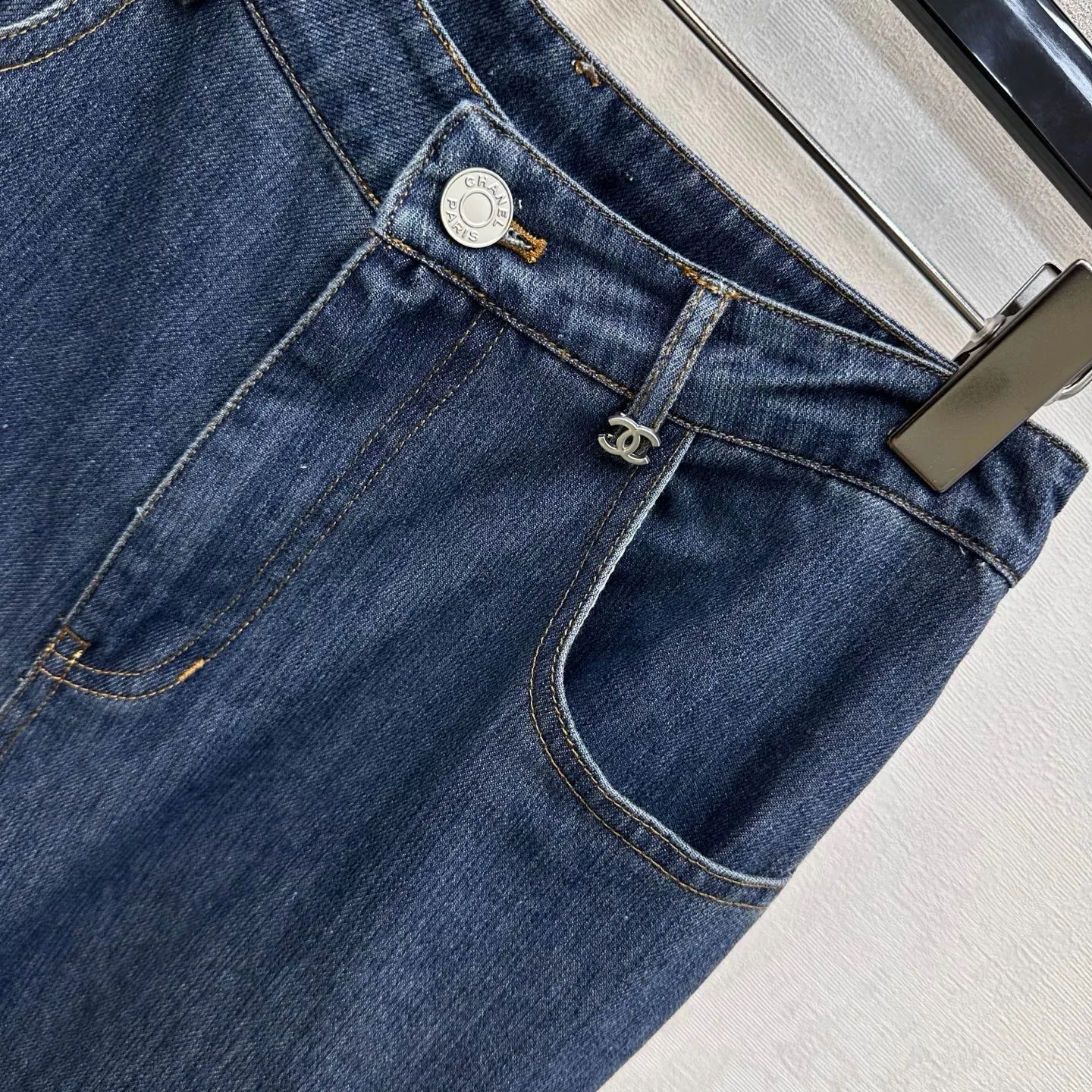 Women's Jeans CHANEL 18167358