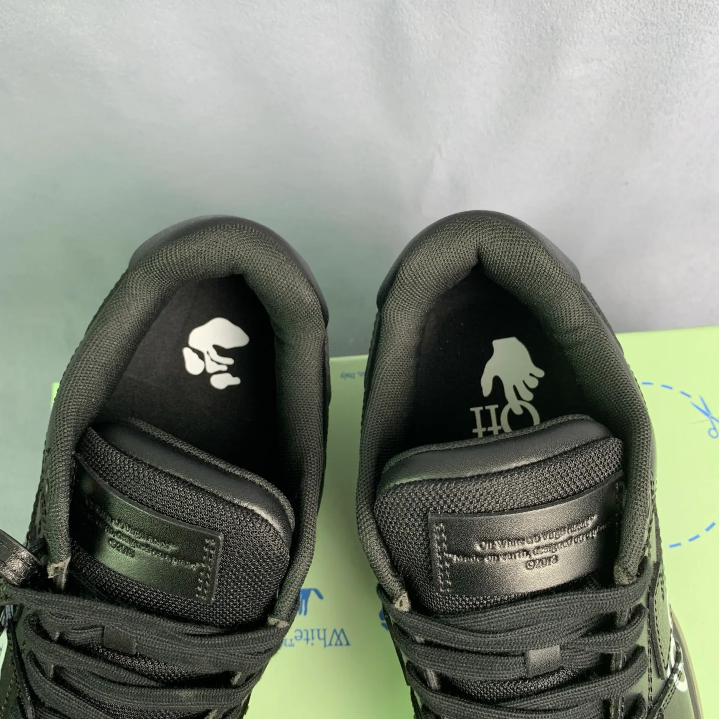 Women's Sneakers OFF-WHITE 17776390