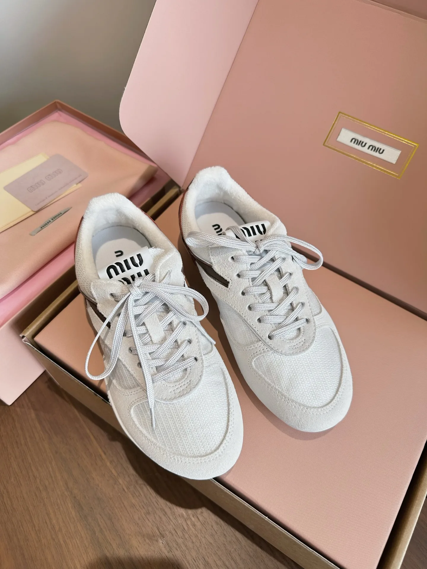 Women's Sneakers MIU MIU 18444019