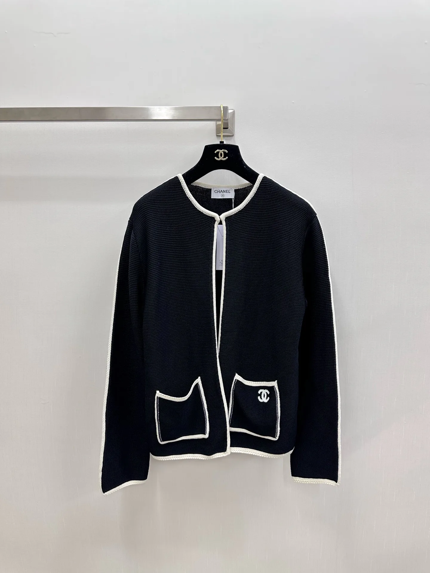 Women's Jumpers And Sweaters CHANEL 18138072