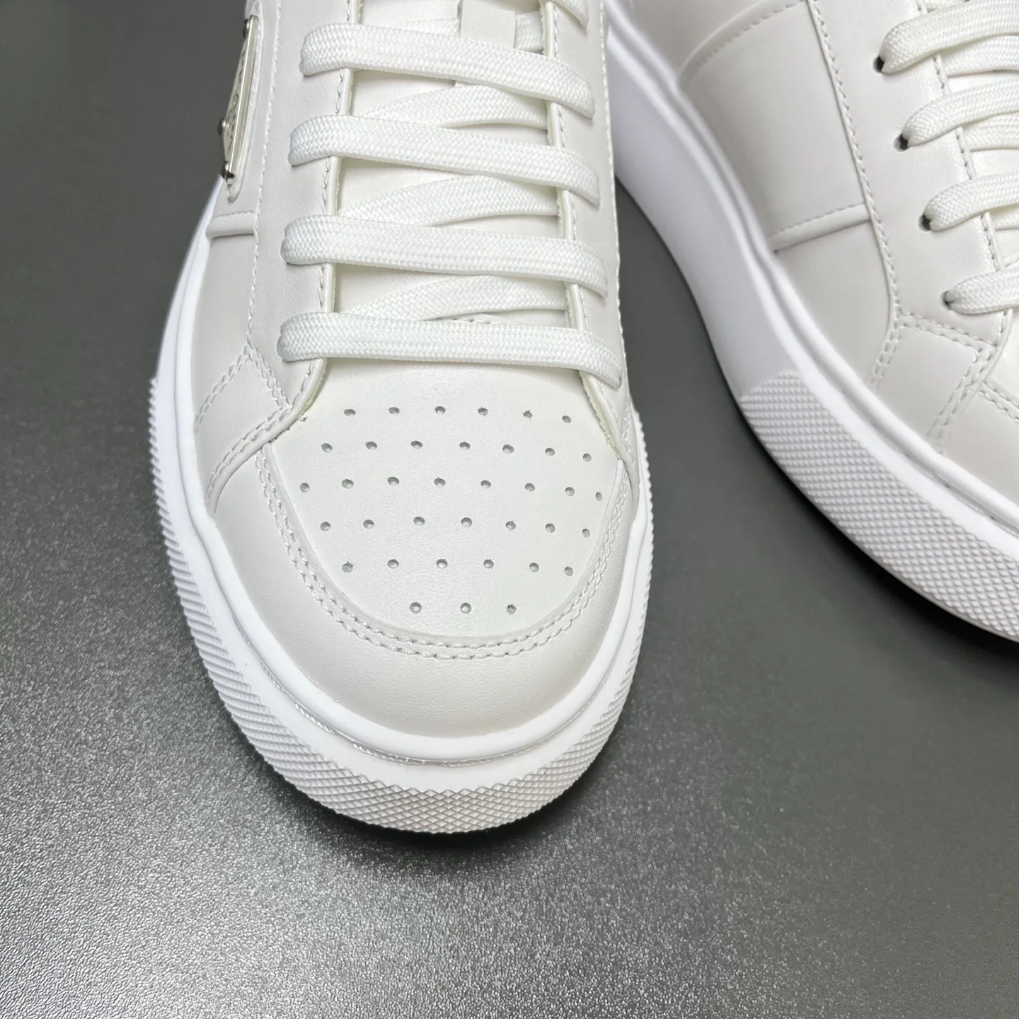 Men's Sneakers PRADA 17457943
