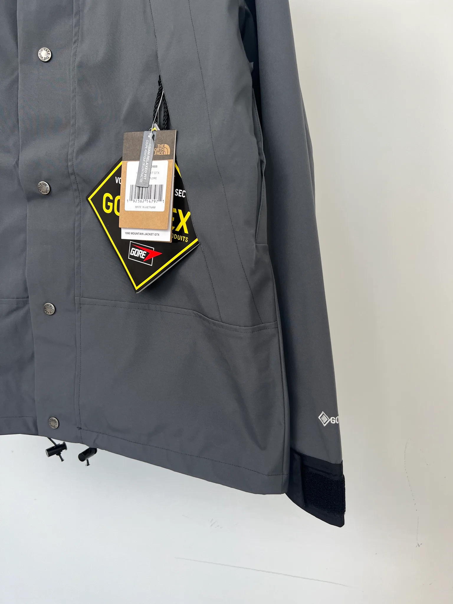 Women's Jackets And Down Jackets THE NORTH FACE 18416093