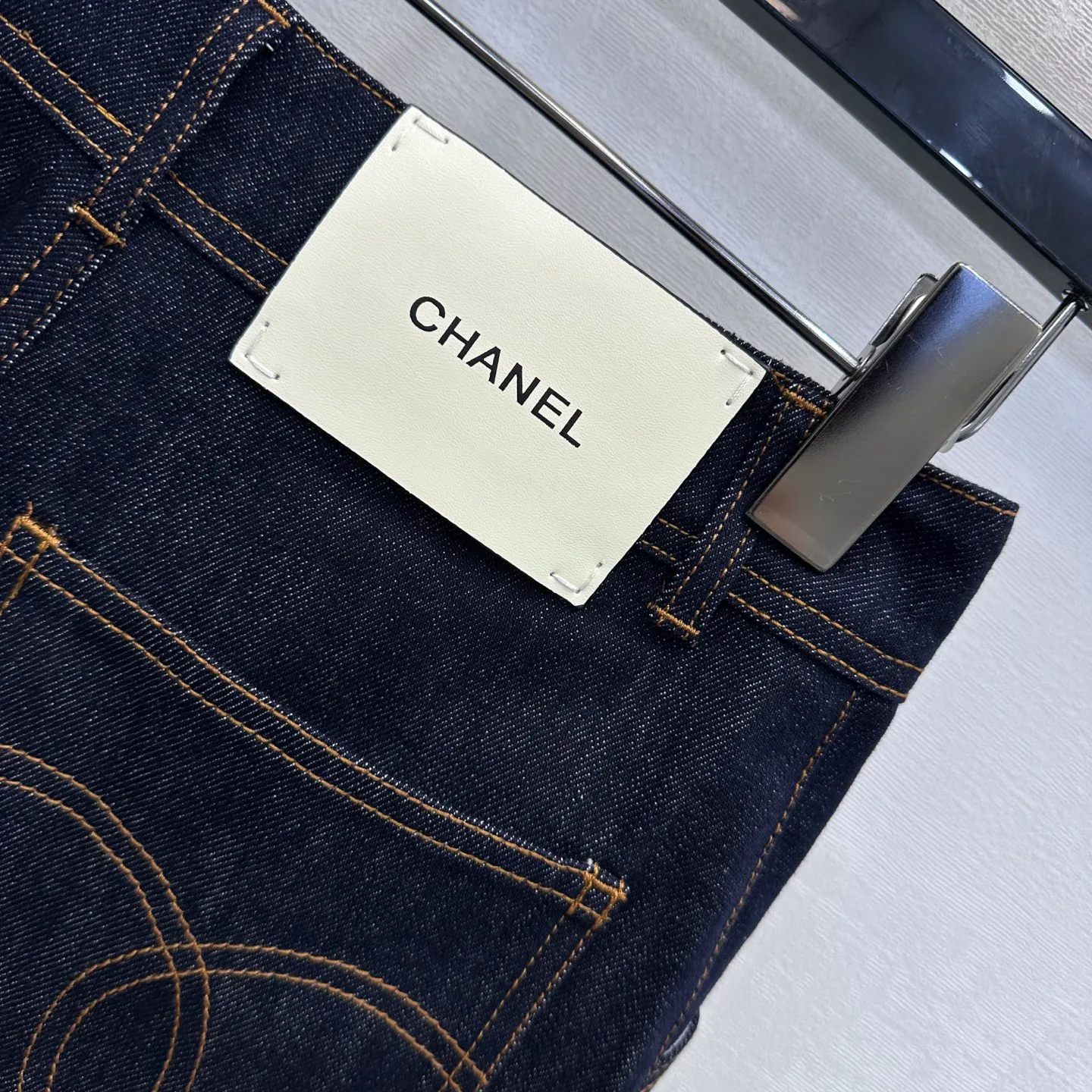 Women's Shorts CHANEL 17737821