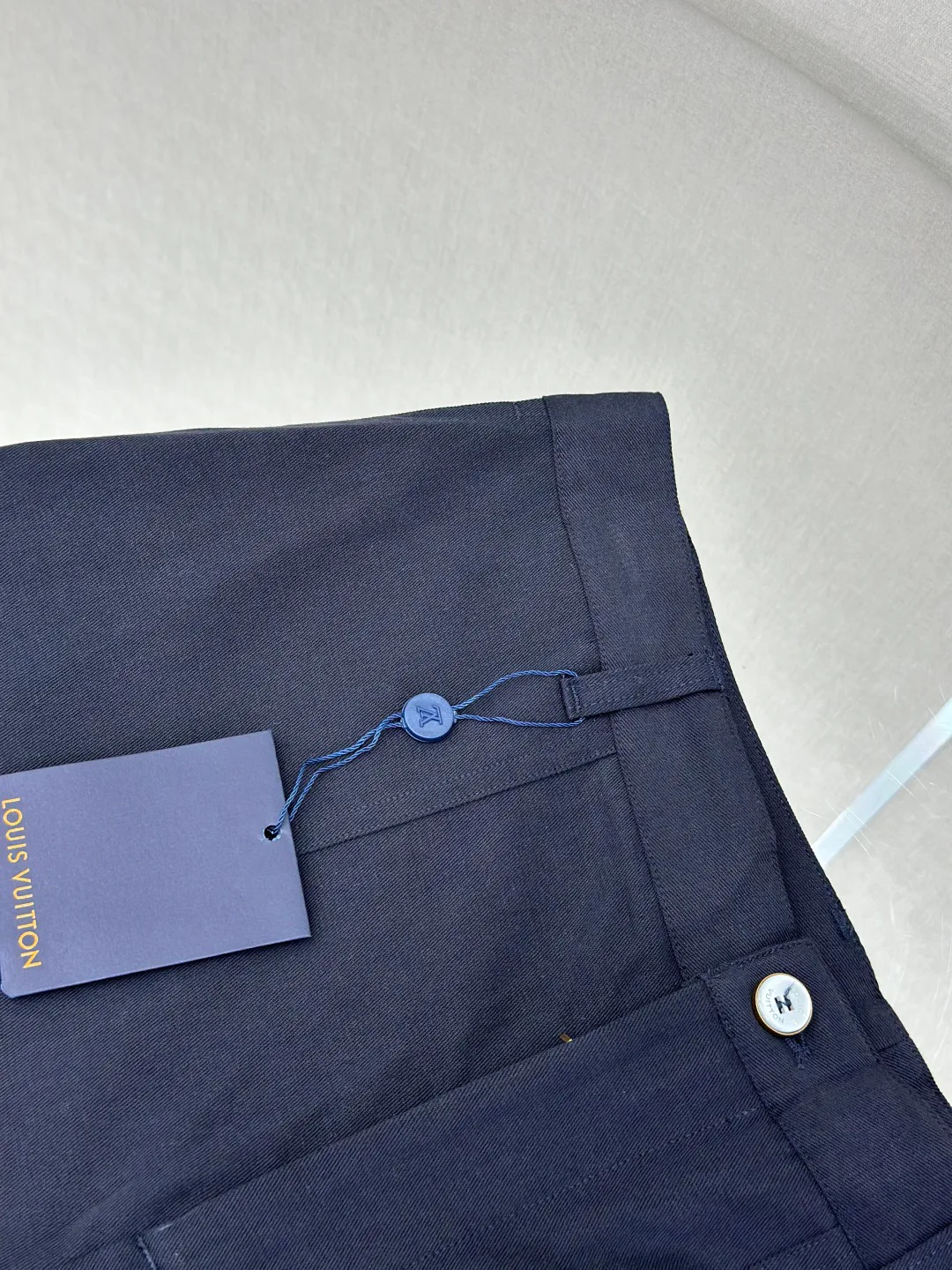 Men's Shorts LOUIS VUITTON 17468319