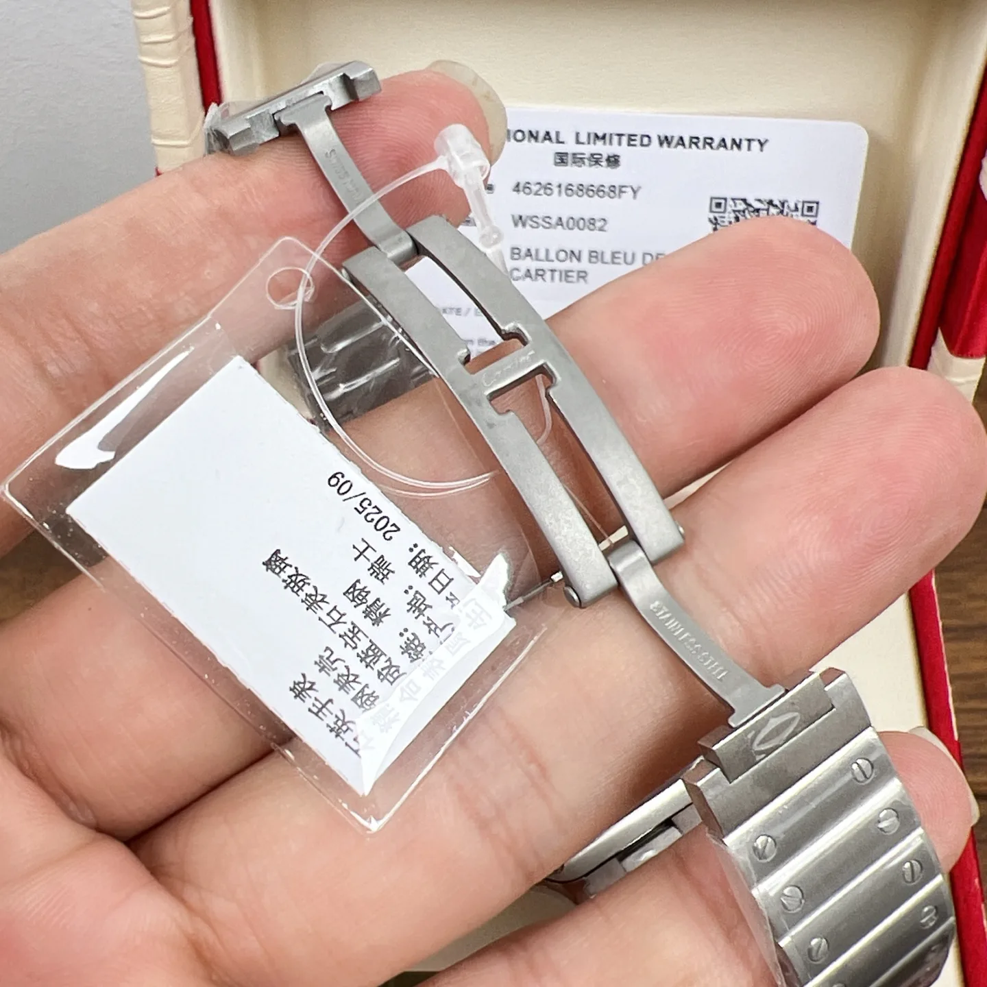 Women's Watches CARTIER 17229083