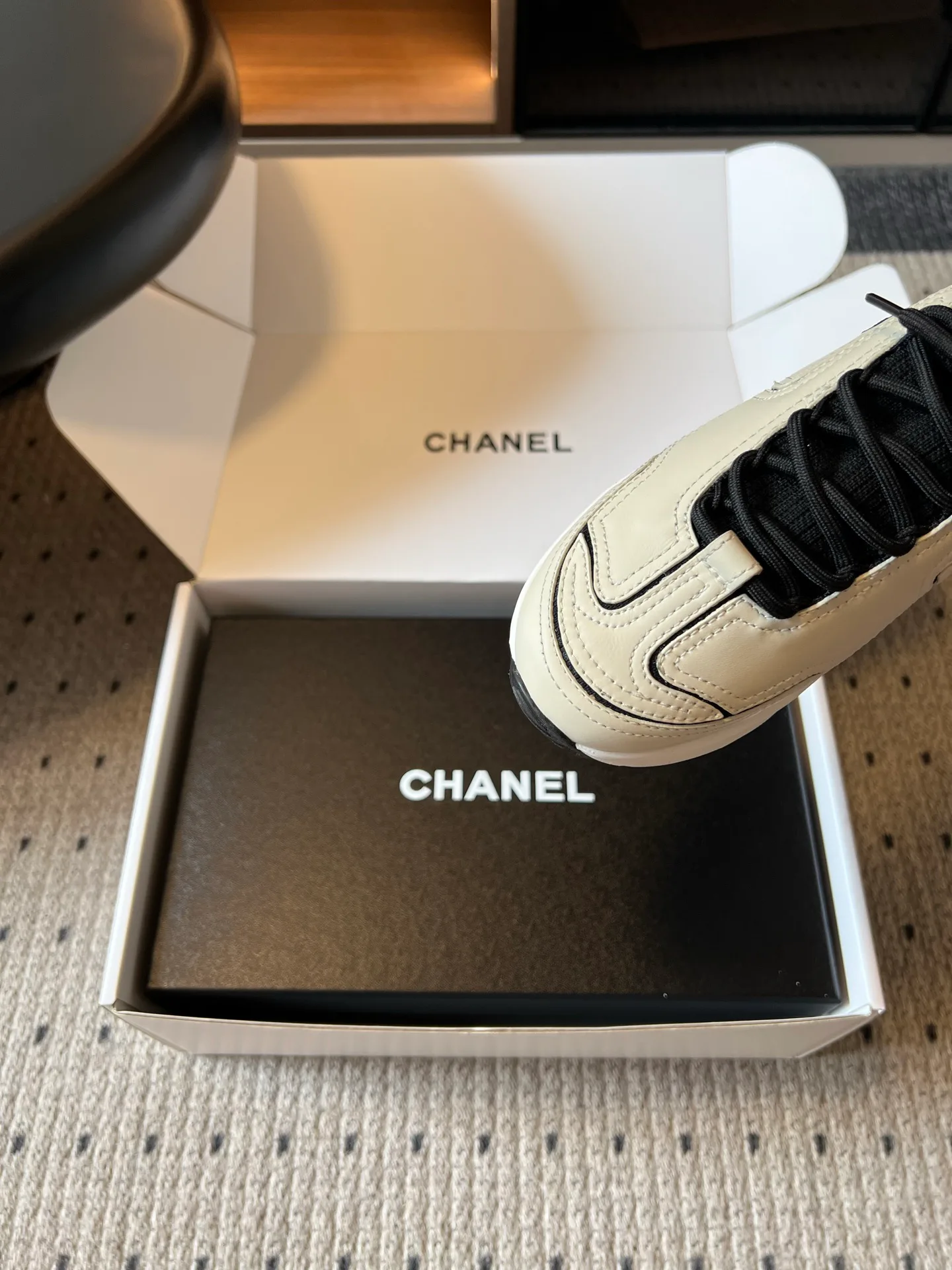 Women's Sneakers CHANEL 17793451