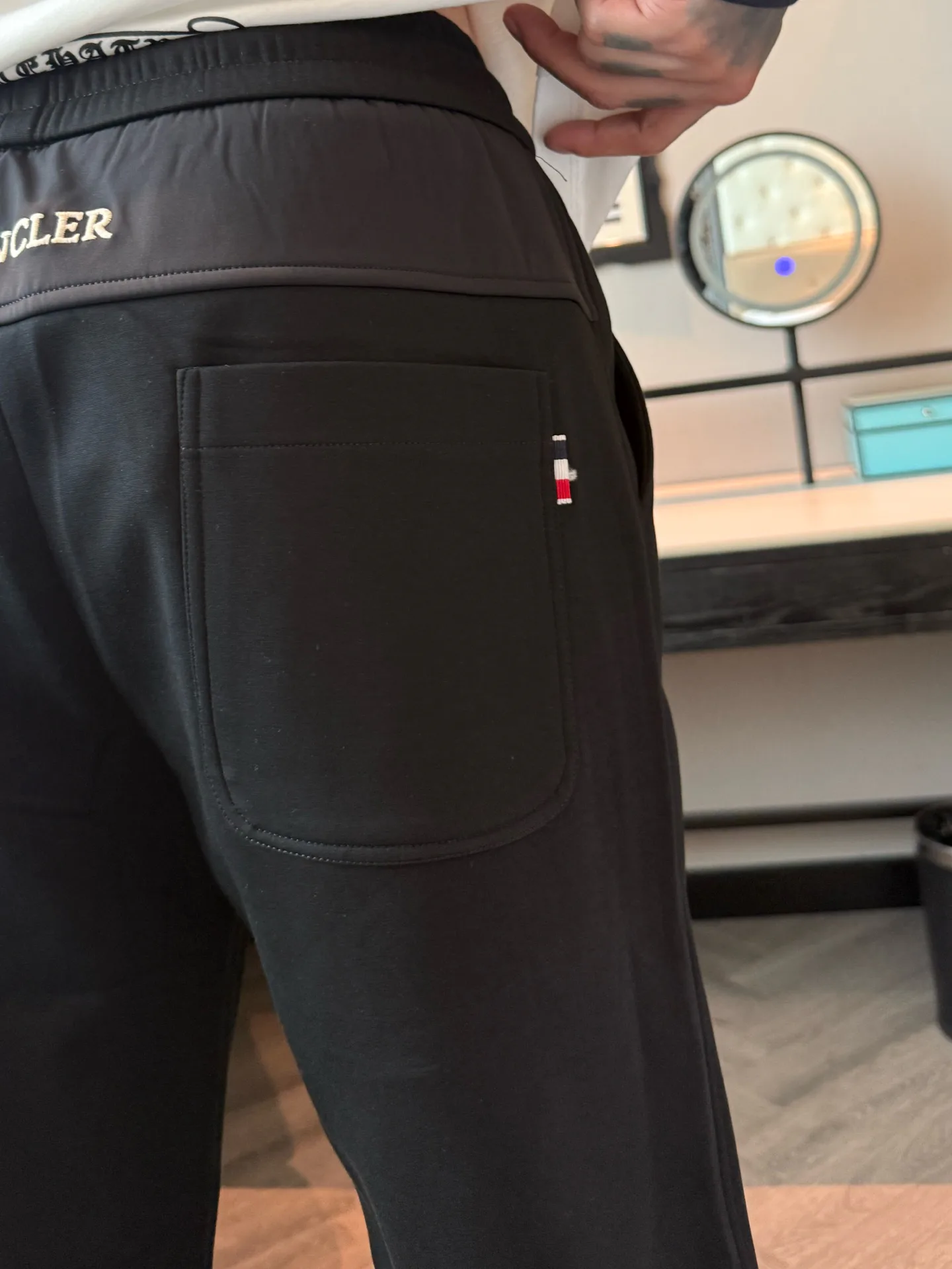 Men's Trousers MONCLER 18499676