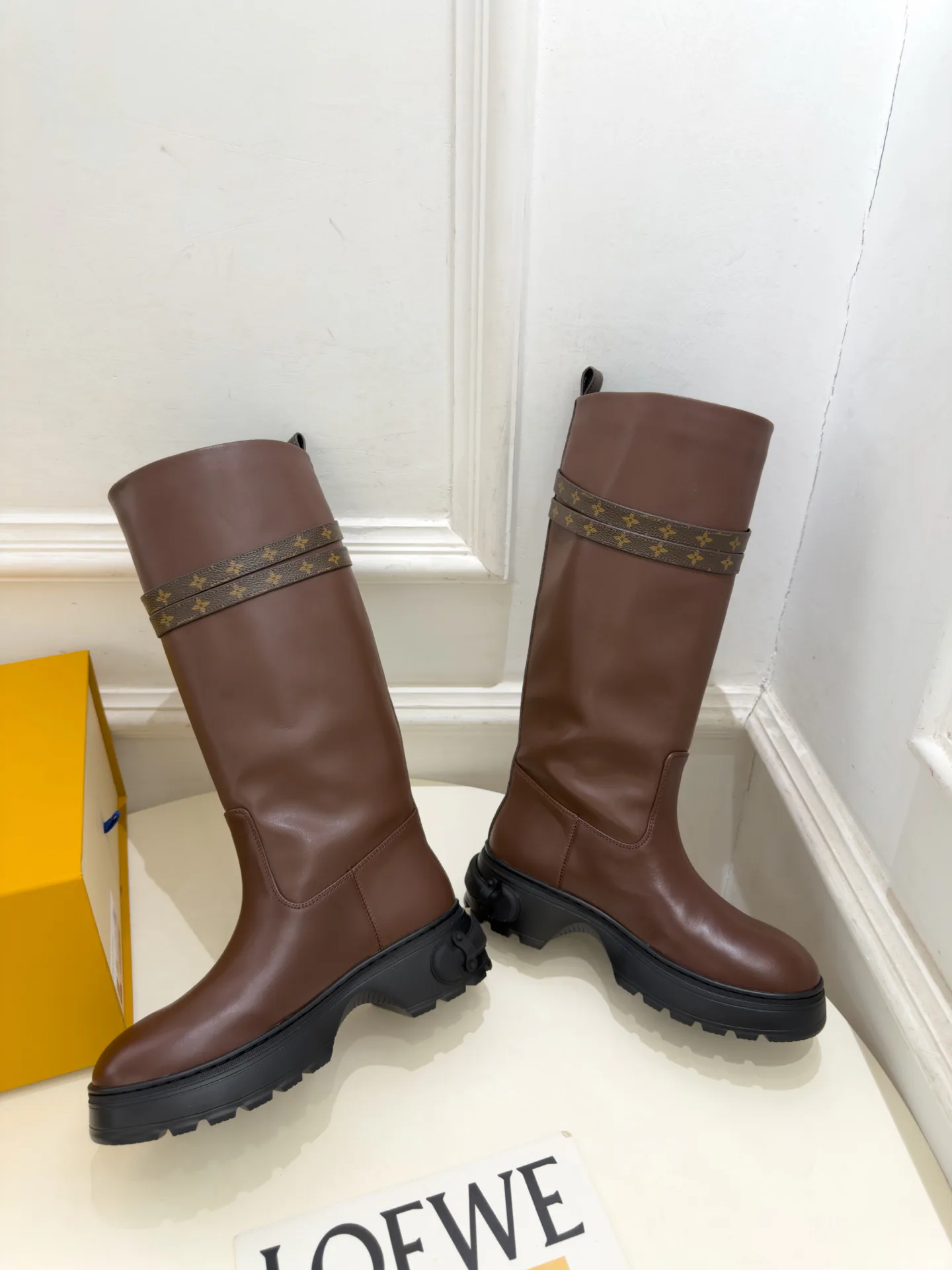 Women's Boots LOUIS VUITTON 18370298