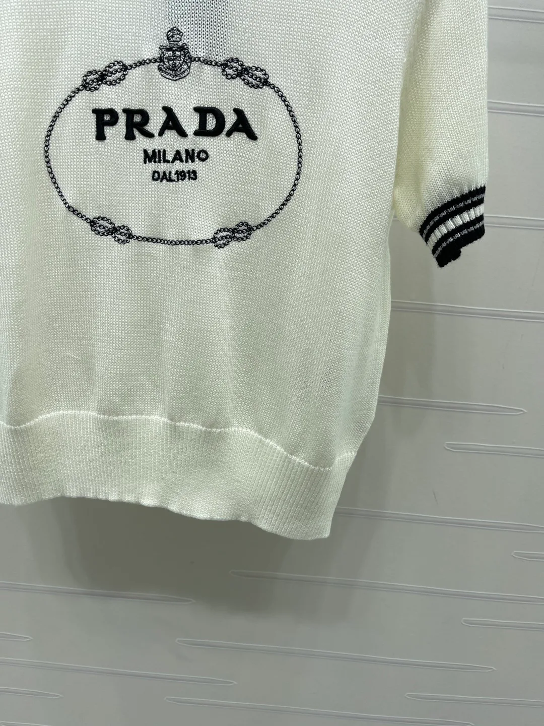 Women's T-Shirts PRADA 17612804
