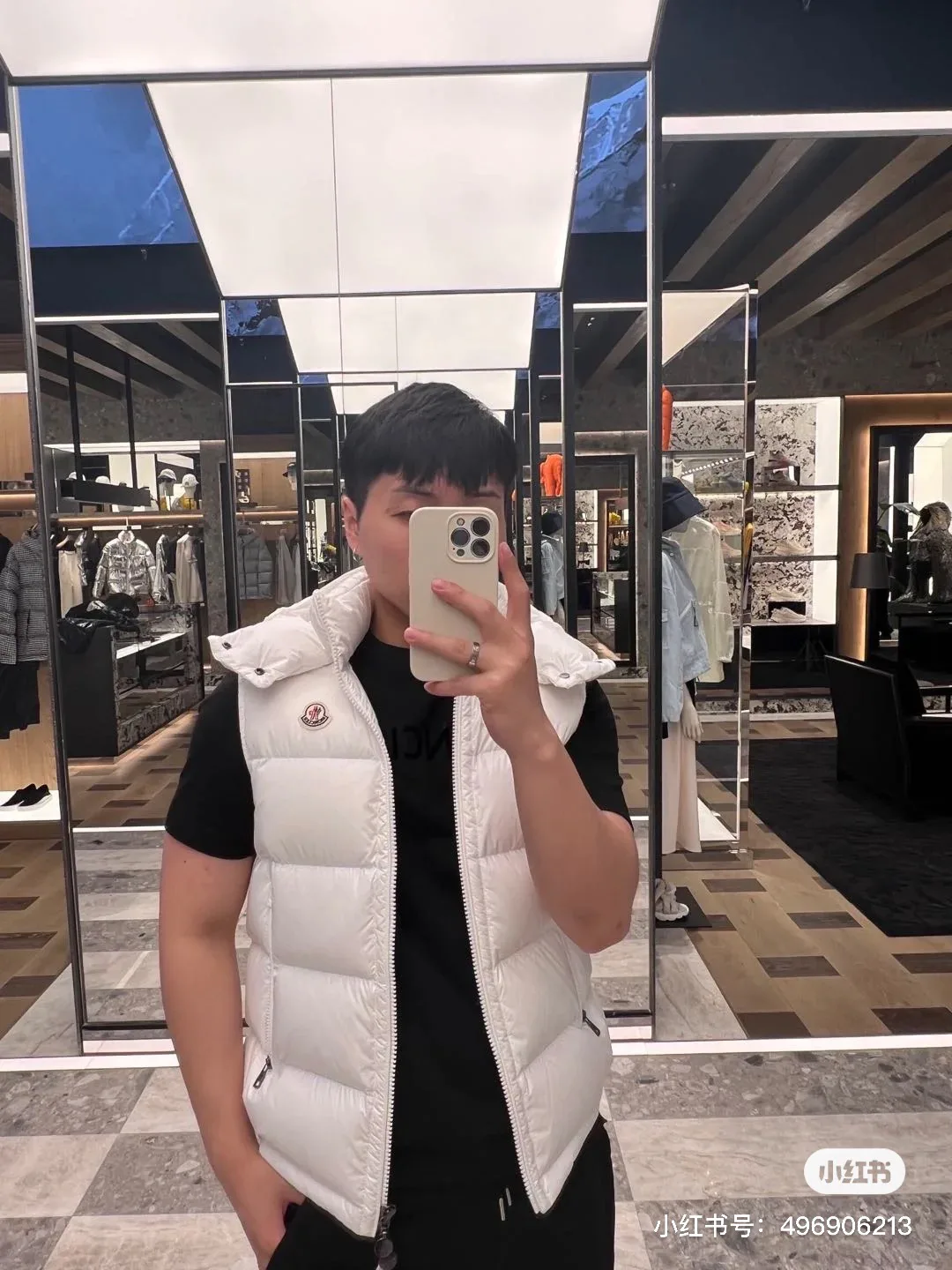 Жилеты Мужские Moncler 18634210