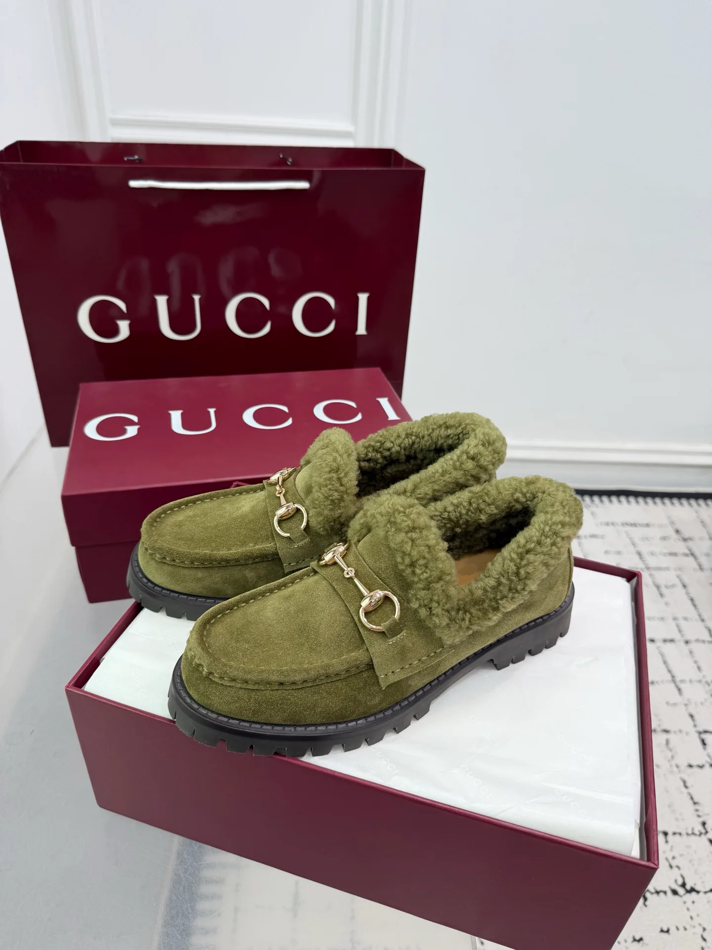Women's Loafers And Moccasins GUCCI 18393494