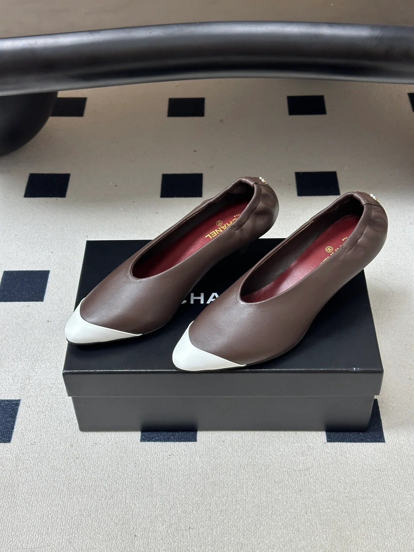 Women's Heels CHANEL 18049189