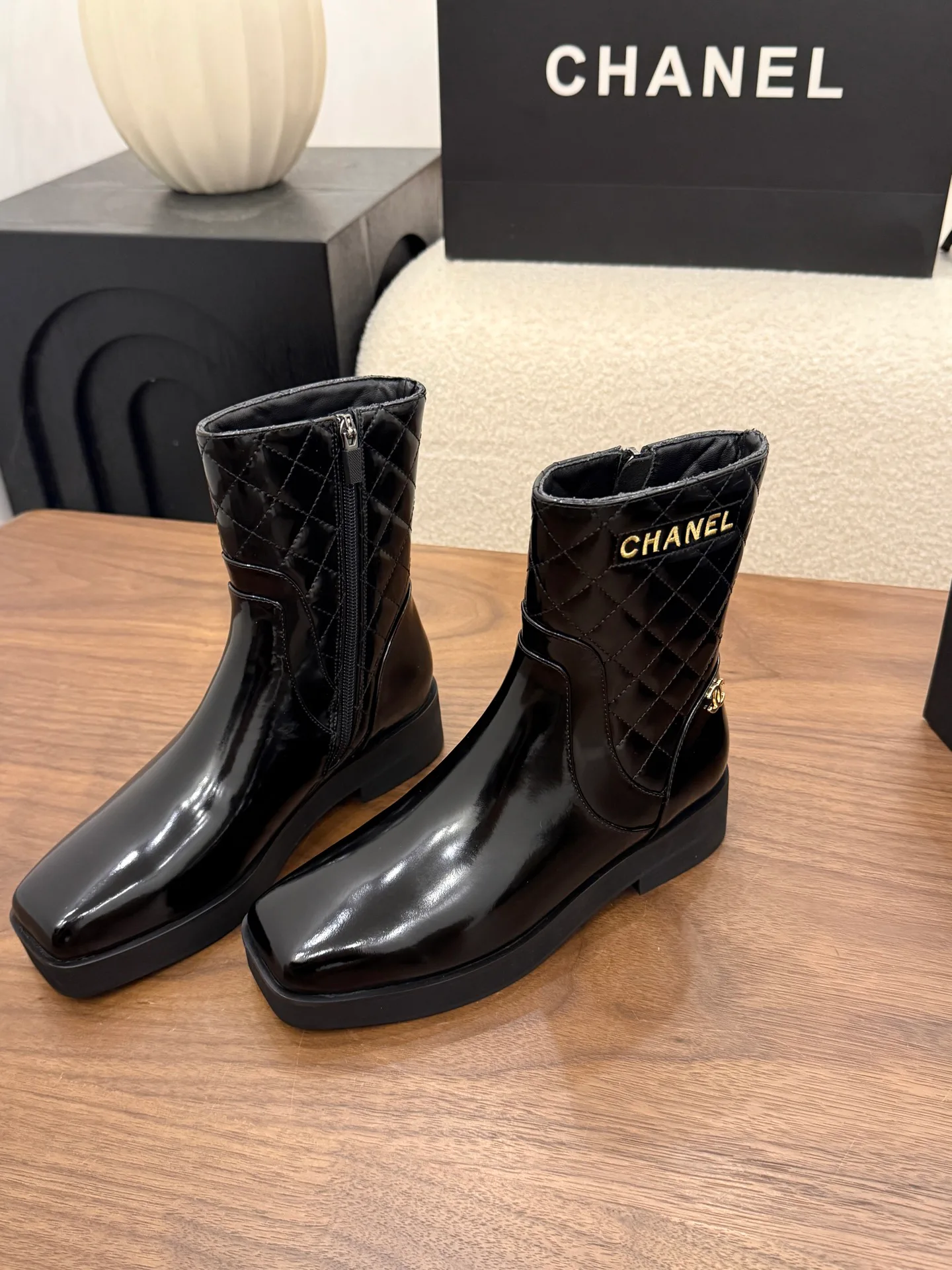Women's Booties CHANEL 18223527