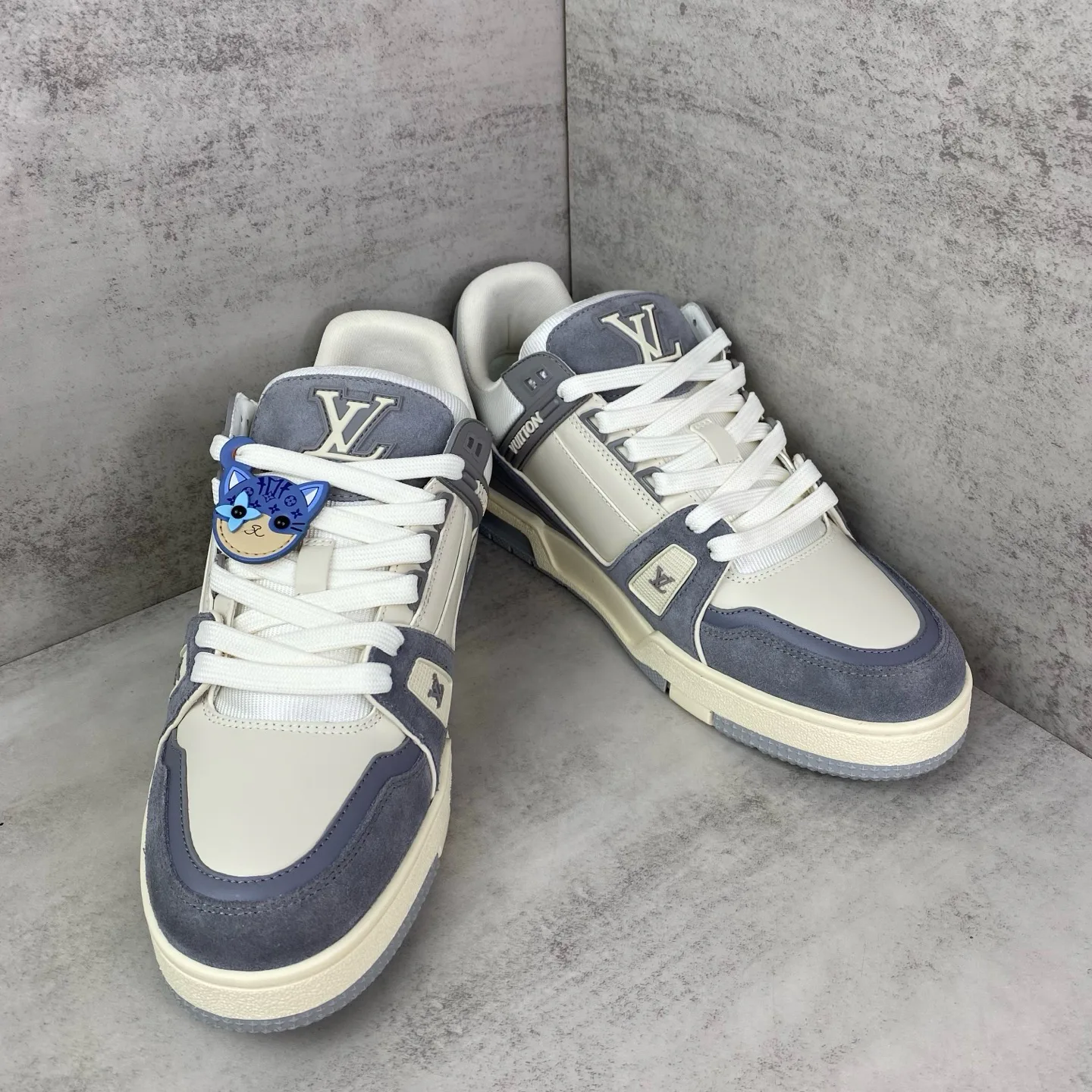 Women's Sneakers LOUIS VUITTON 17961750