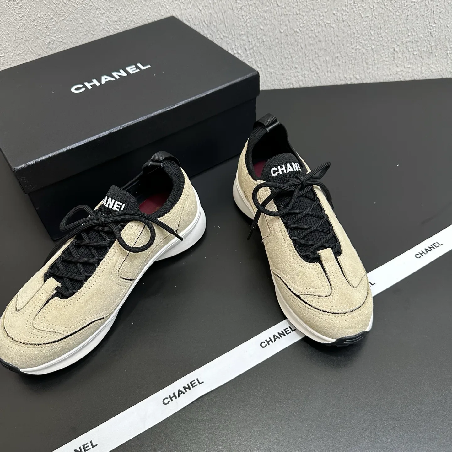 Women's Sneakers CHANEL 17934449
