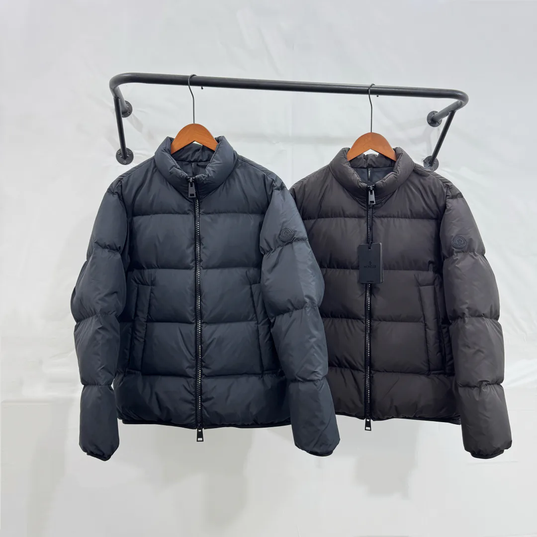 Men's Jackets And Down Jackets MONCLER 17827397