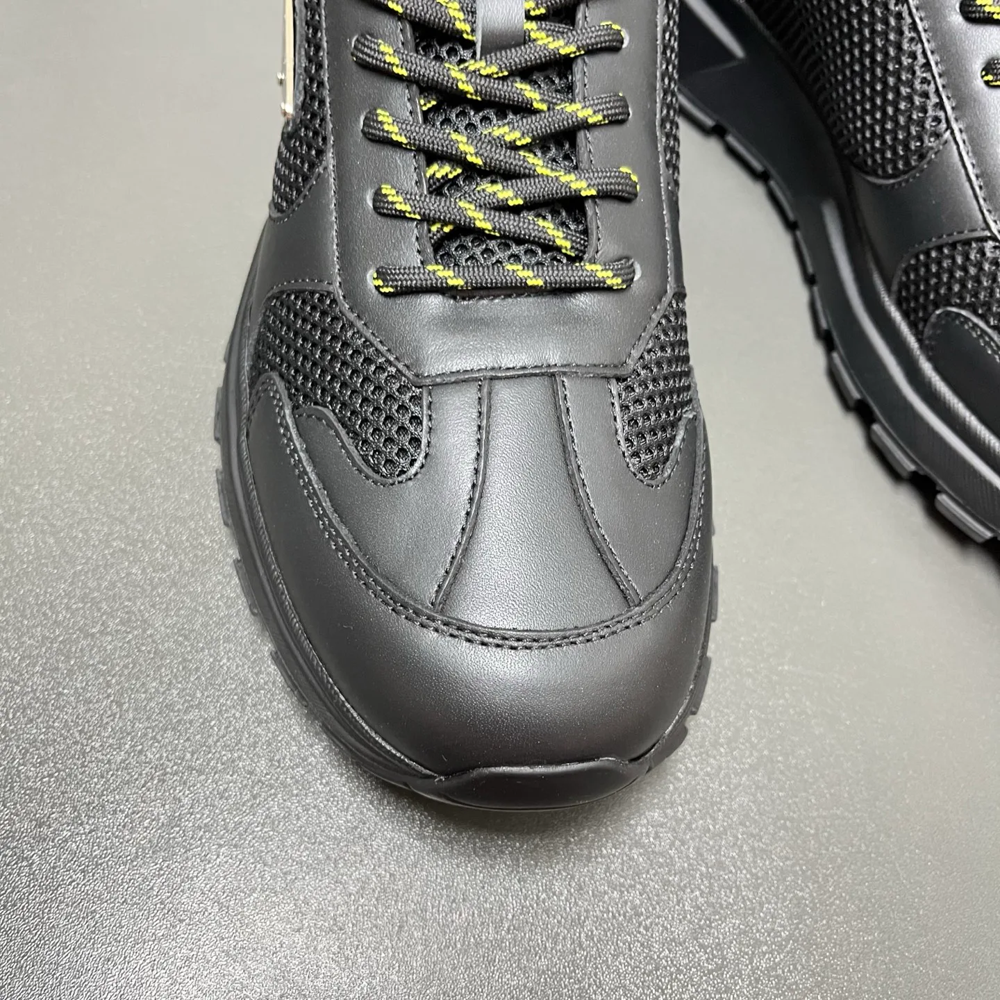 Men's Sneakers PRADA 17636531