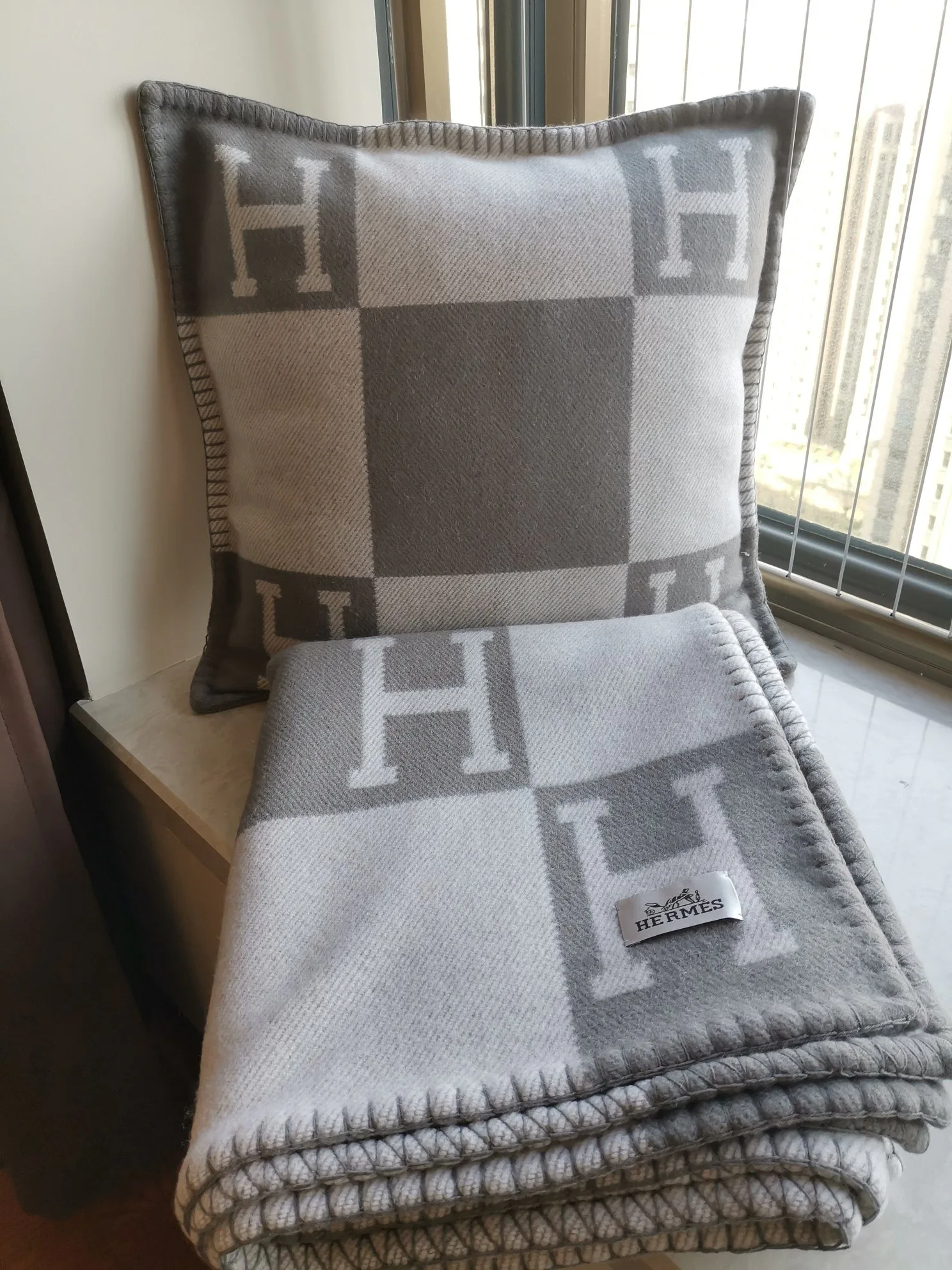 Textiles HERMES 18222642