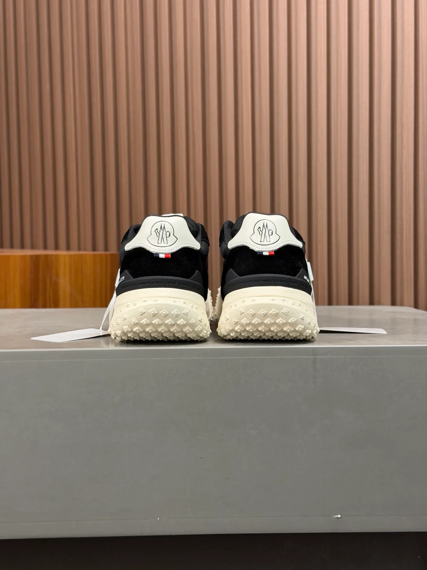Men's Sneakers MONCLER 18119071