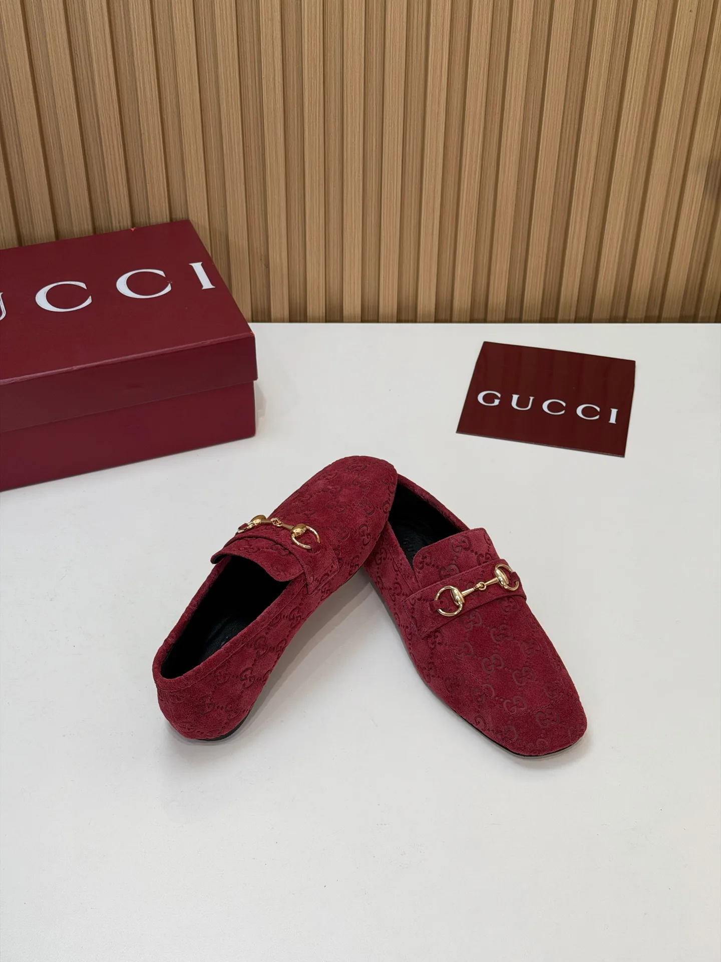 Women's Loafers And Moccasins GUCCI 18083811